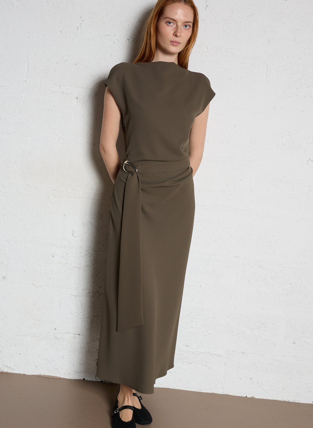 Robe longue cintrée col rond IMPERIAL Kaki