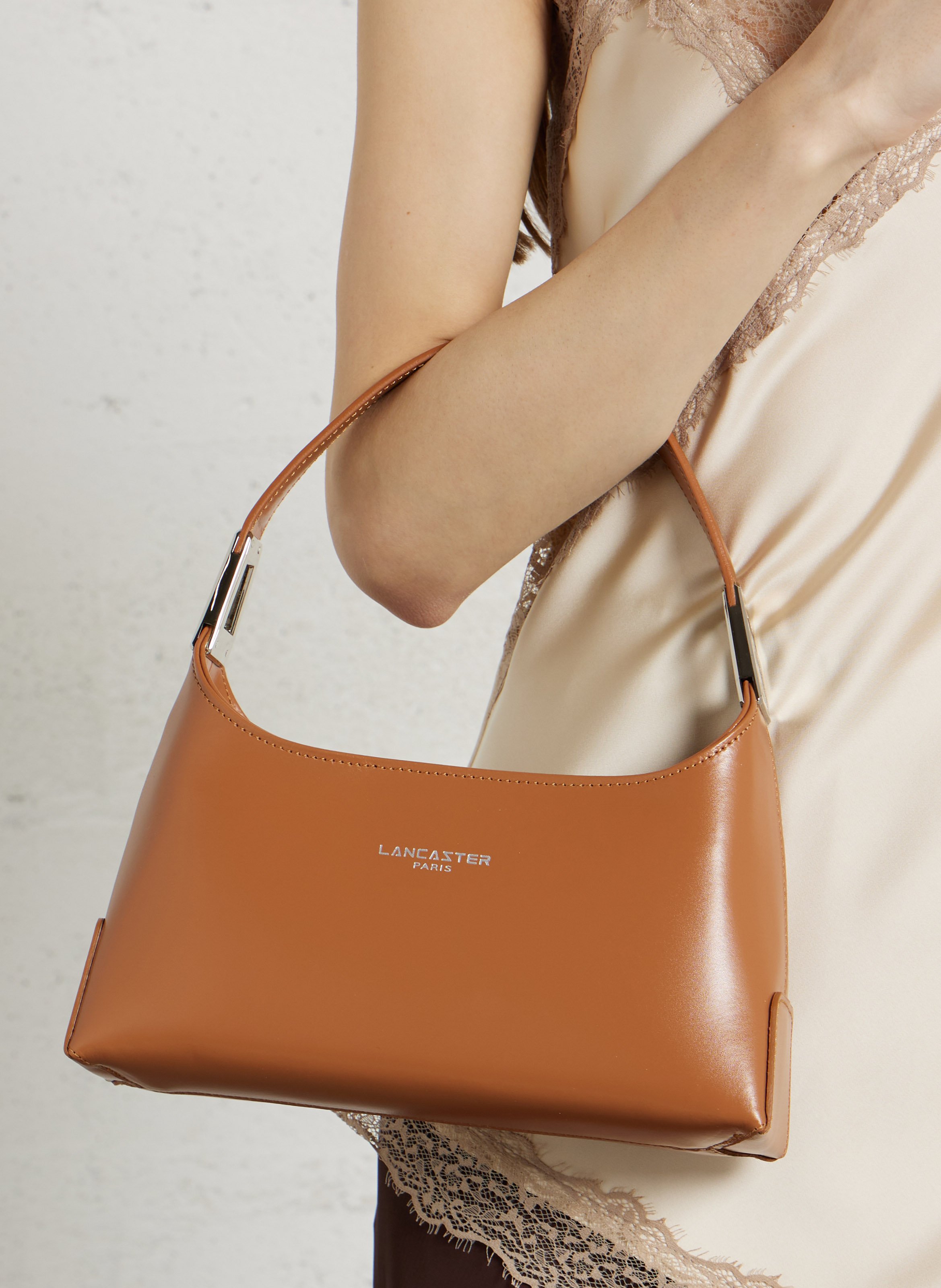 Sac porté main en cuir LANCASTER PARIS Marron