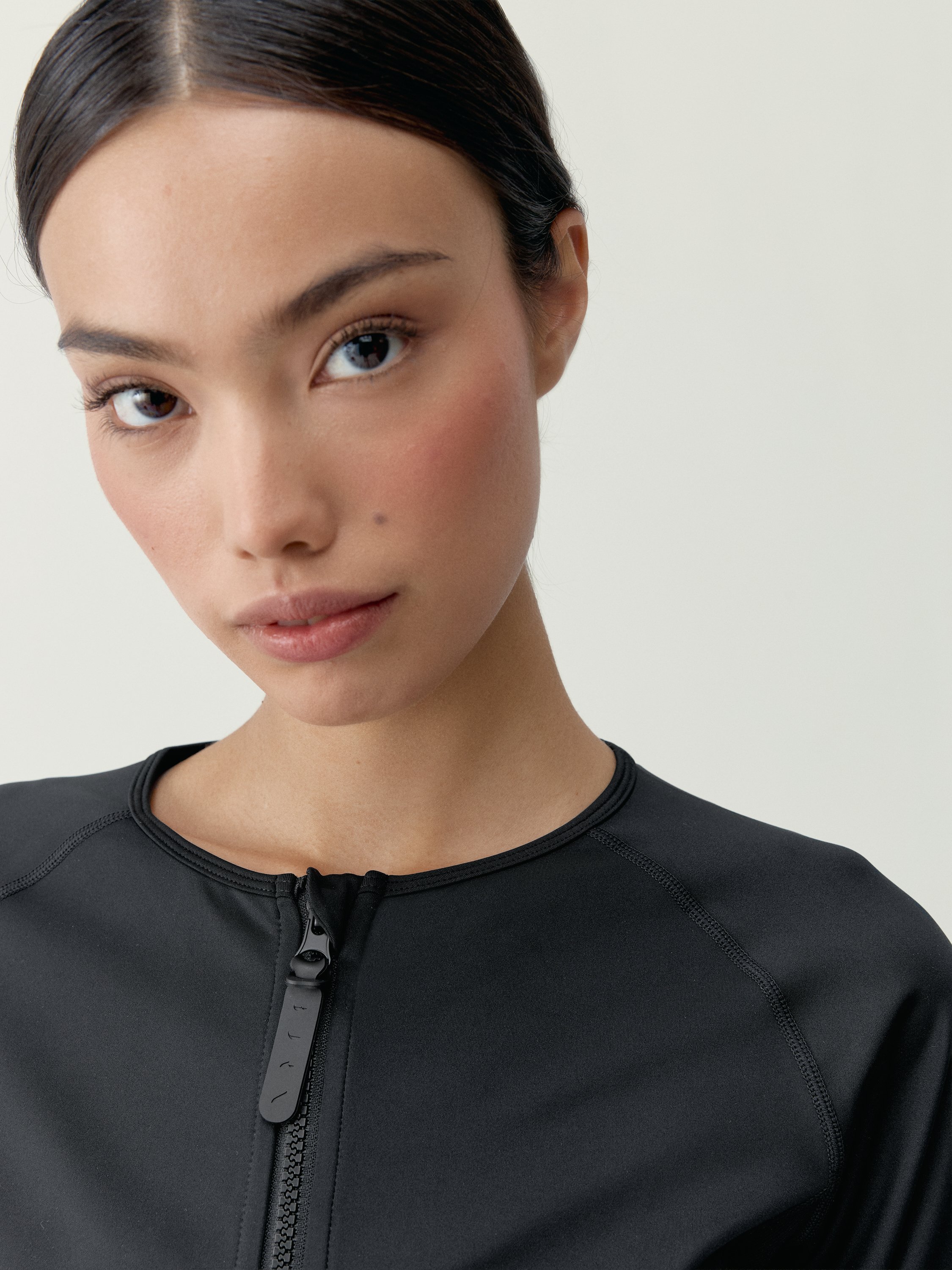 Women's sport jacket Zoe with slimming effect and quick-drying BORN Black