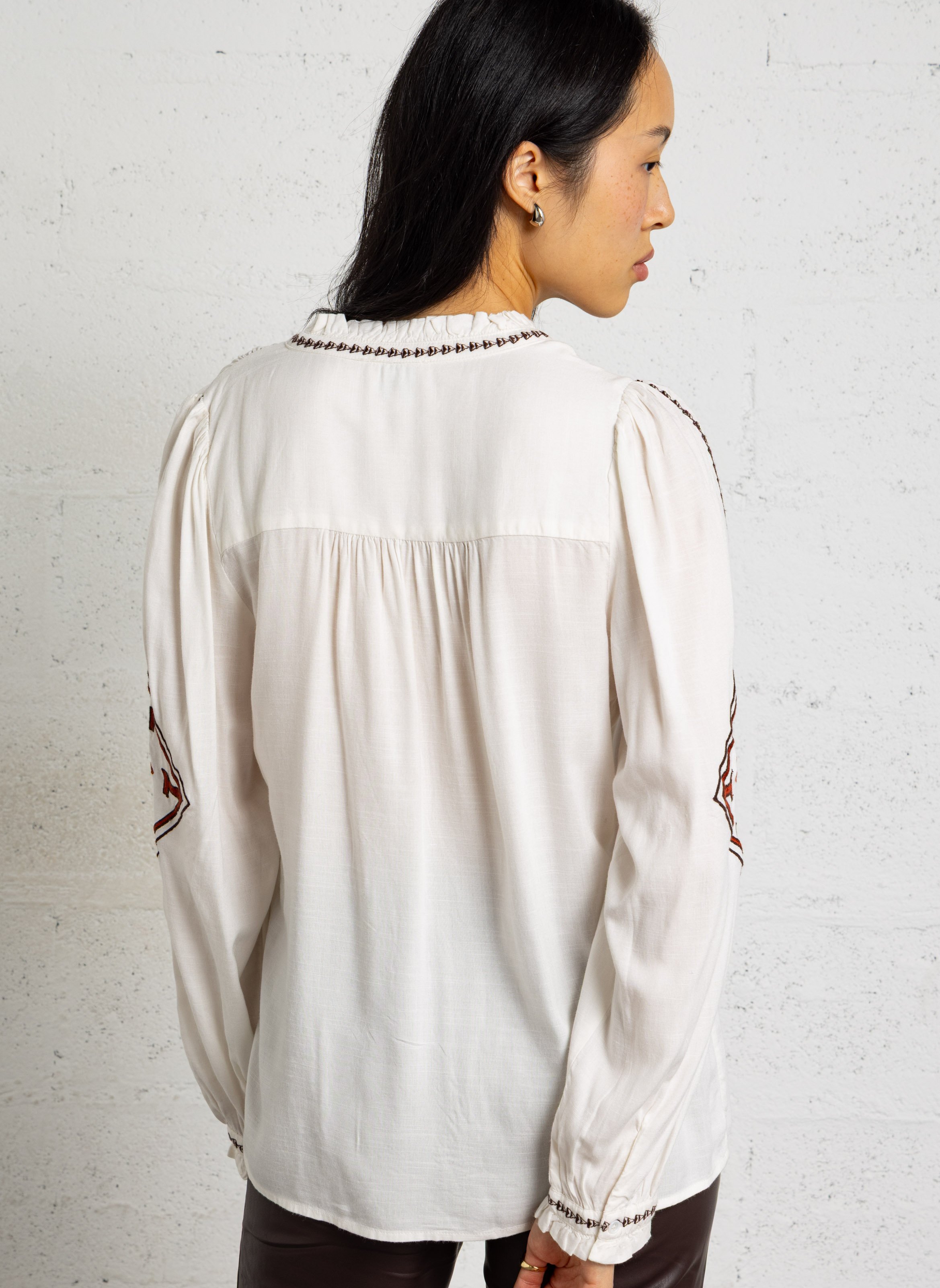 Straight embroidered blouse LA PETITE ETOILE Beige