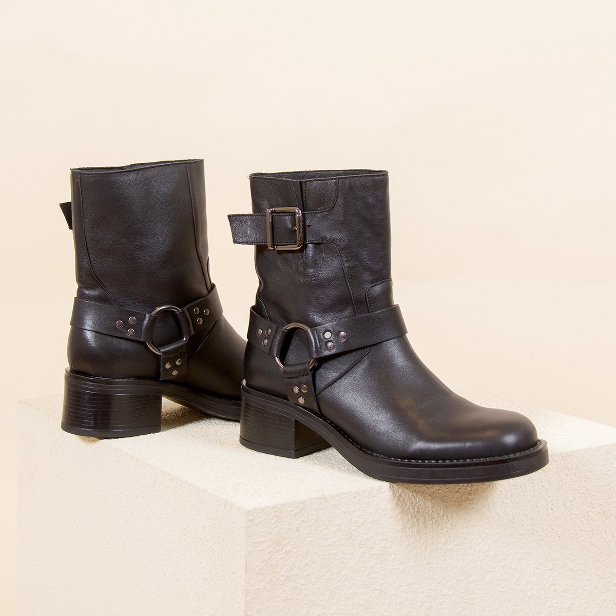 Leather biker ankle boots JULES & JENN Black