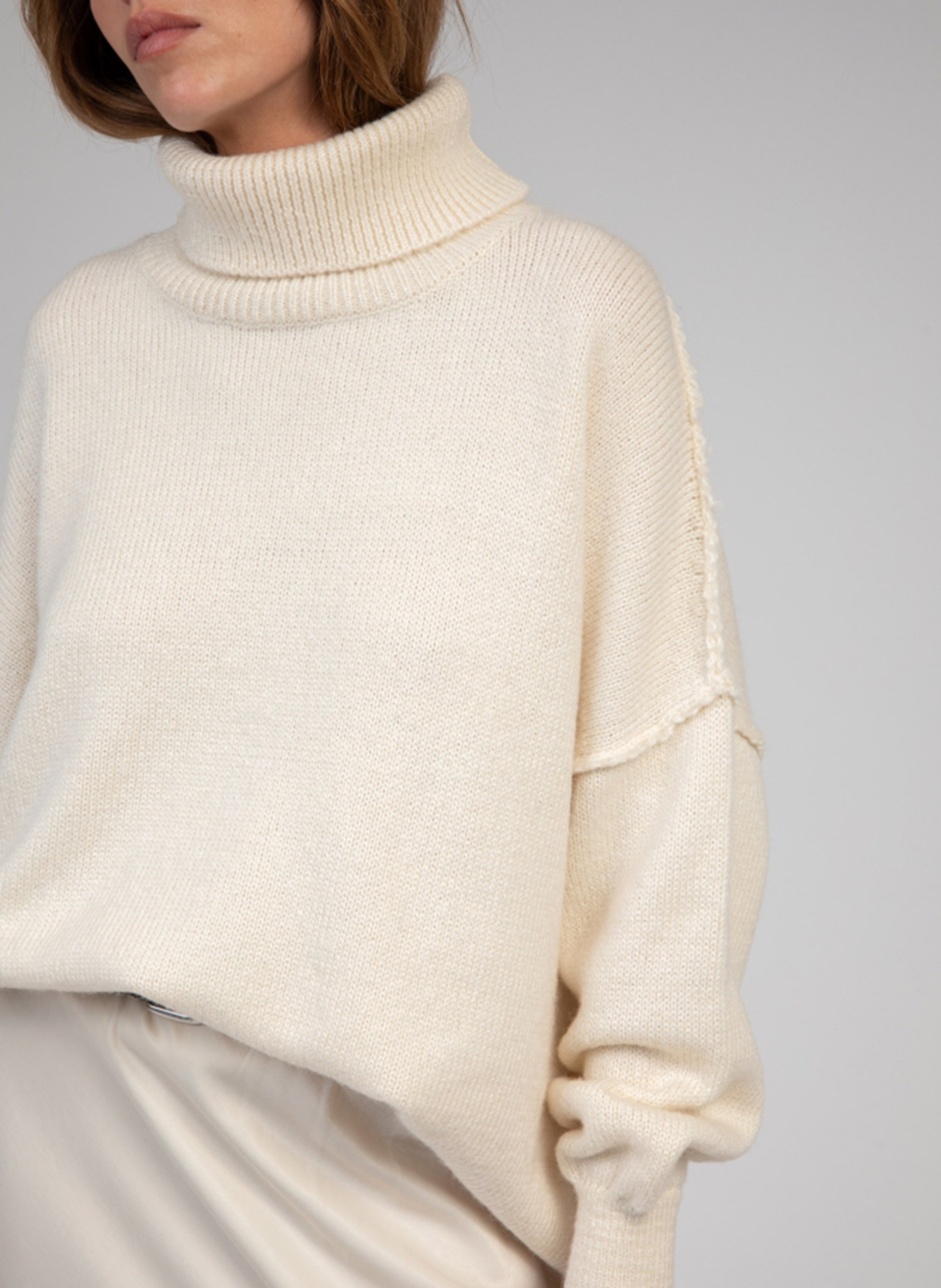 Pull col roulé AN'GE Beige