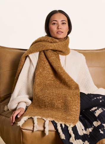 ASOS DESIGN - Écharpe longue tissée ultra douce à franges - Marron | ASOS ASOS DESIGN - Écharpe longue tissée ultra douce à franges - Marron | ASOS