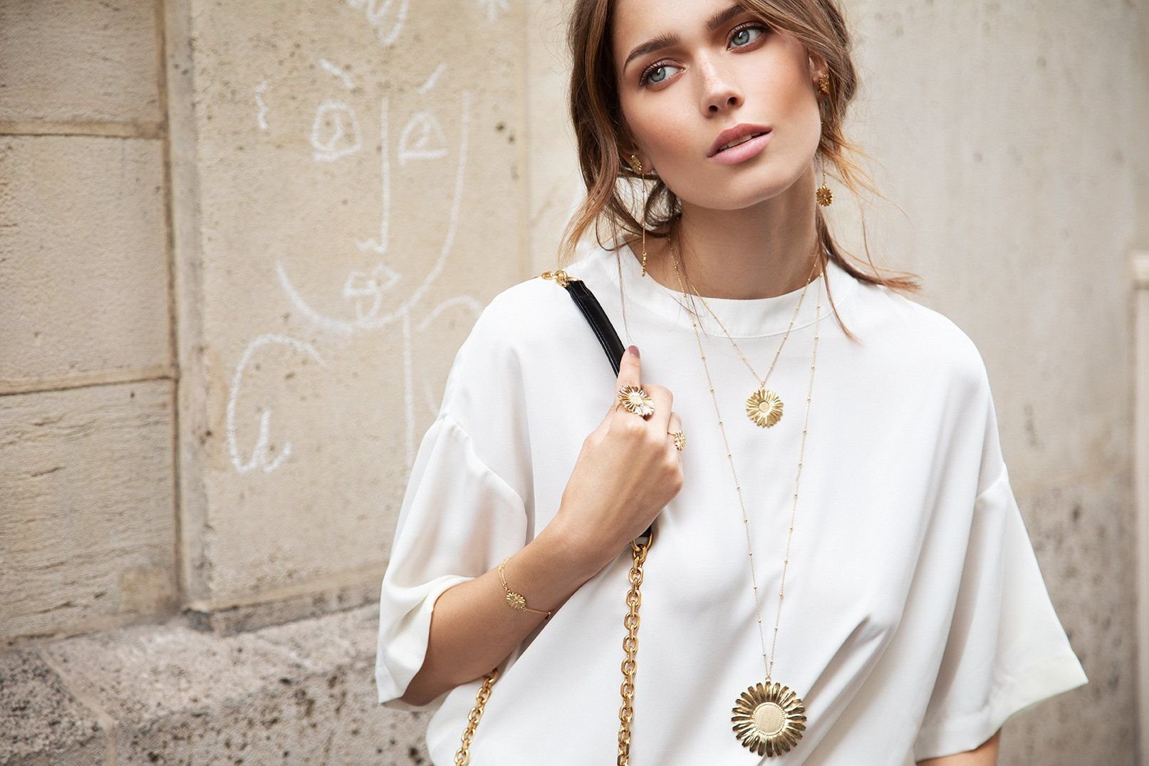 Silver-plated flower drop earrings Golden