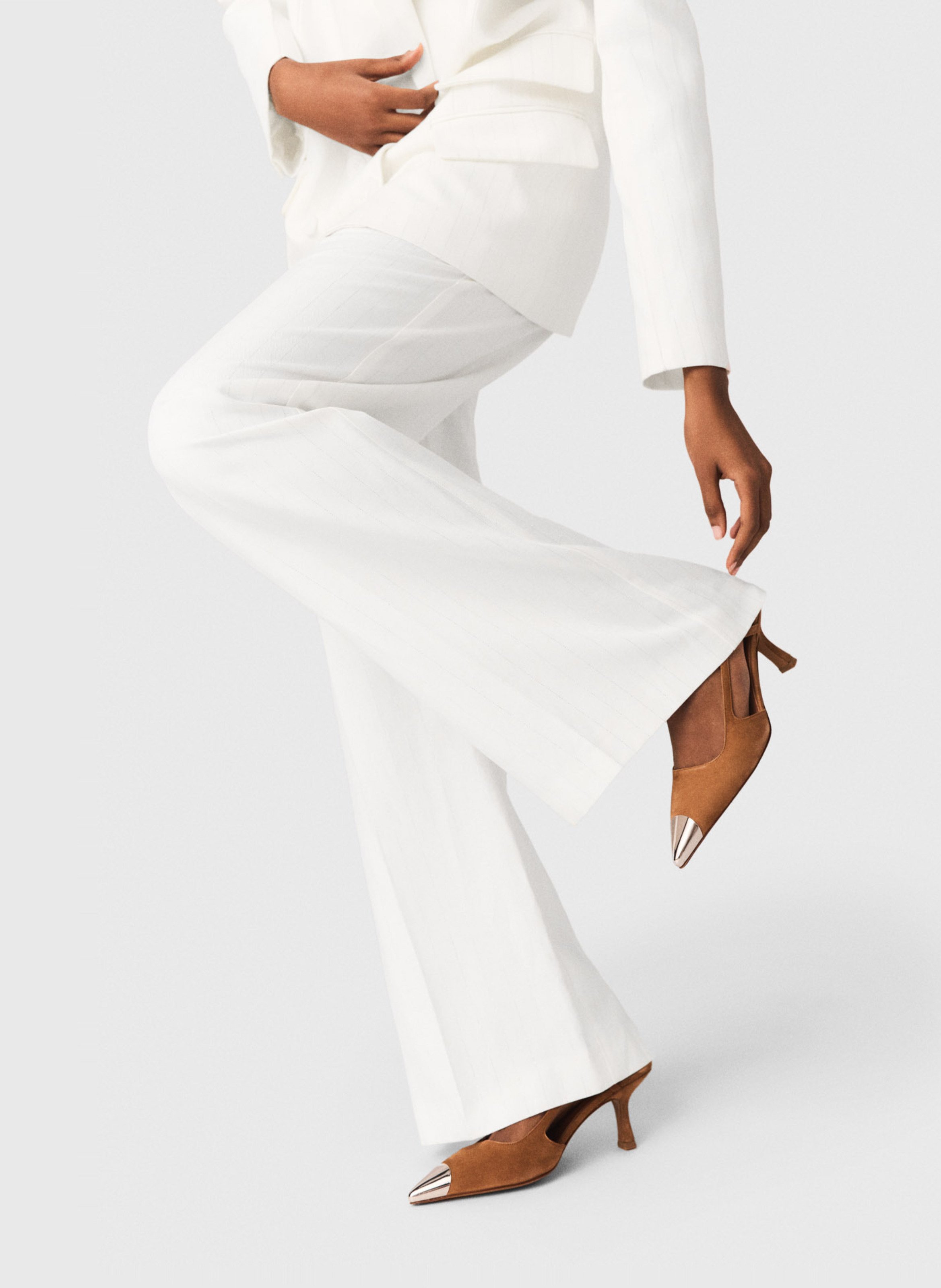 Escarpins slingback en cuir velours MAJE Beige