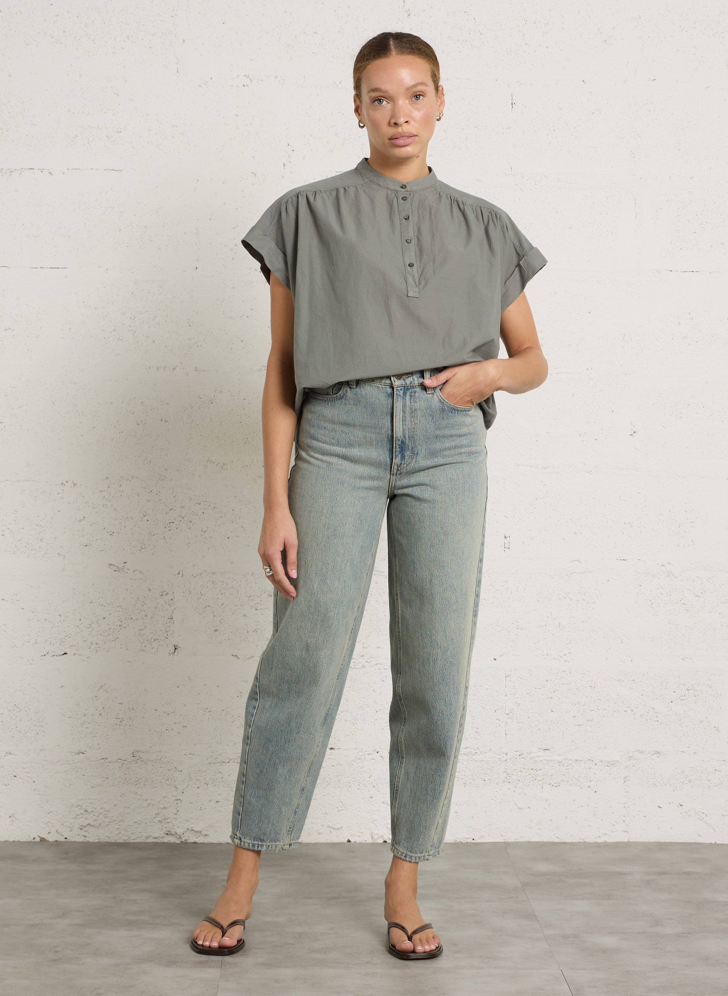 Sandales plates en cuir BOBBIES Marron