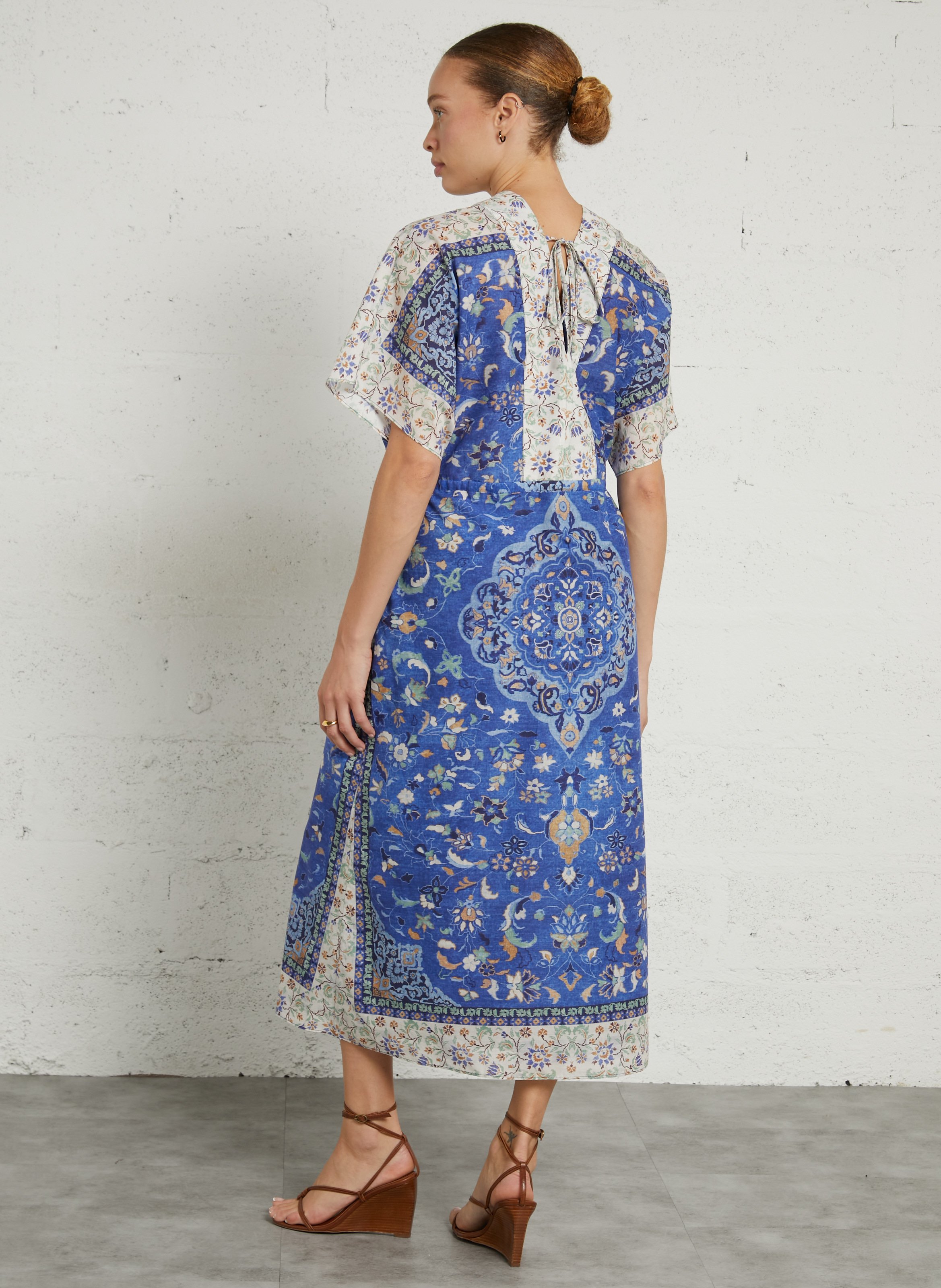 Lange jurk met V-hals en print SUD EXPRESS Blauw