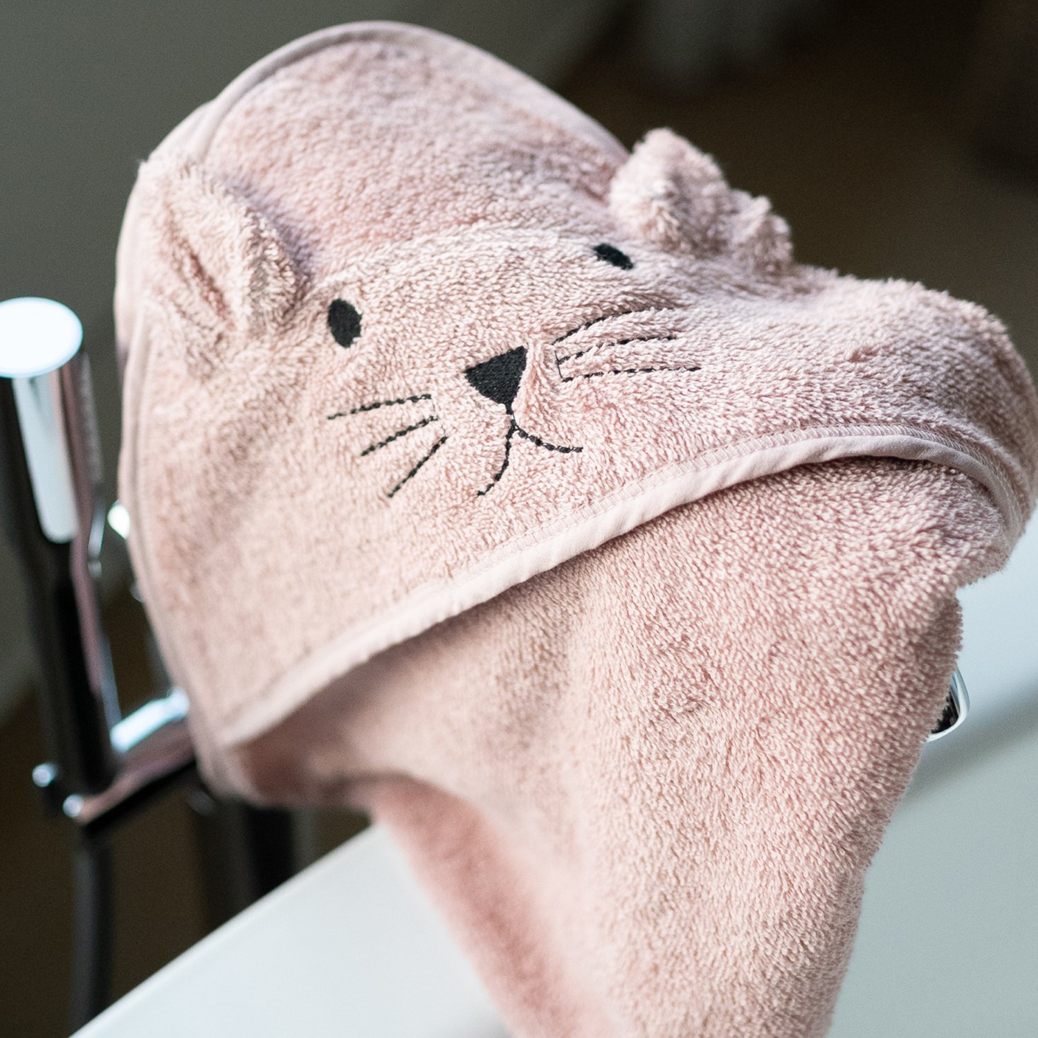 Rabbit hooded towel KINDSGUT Red