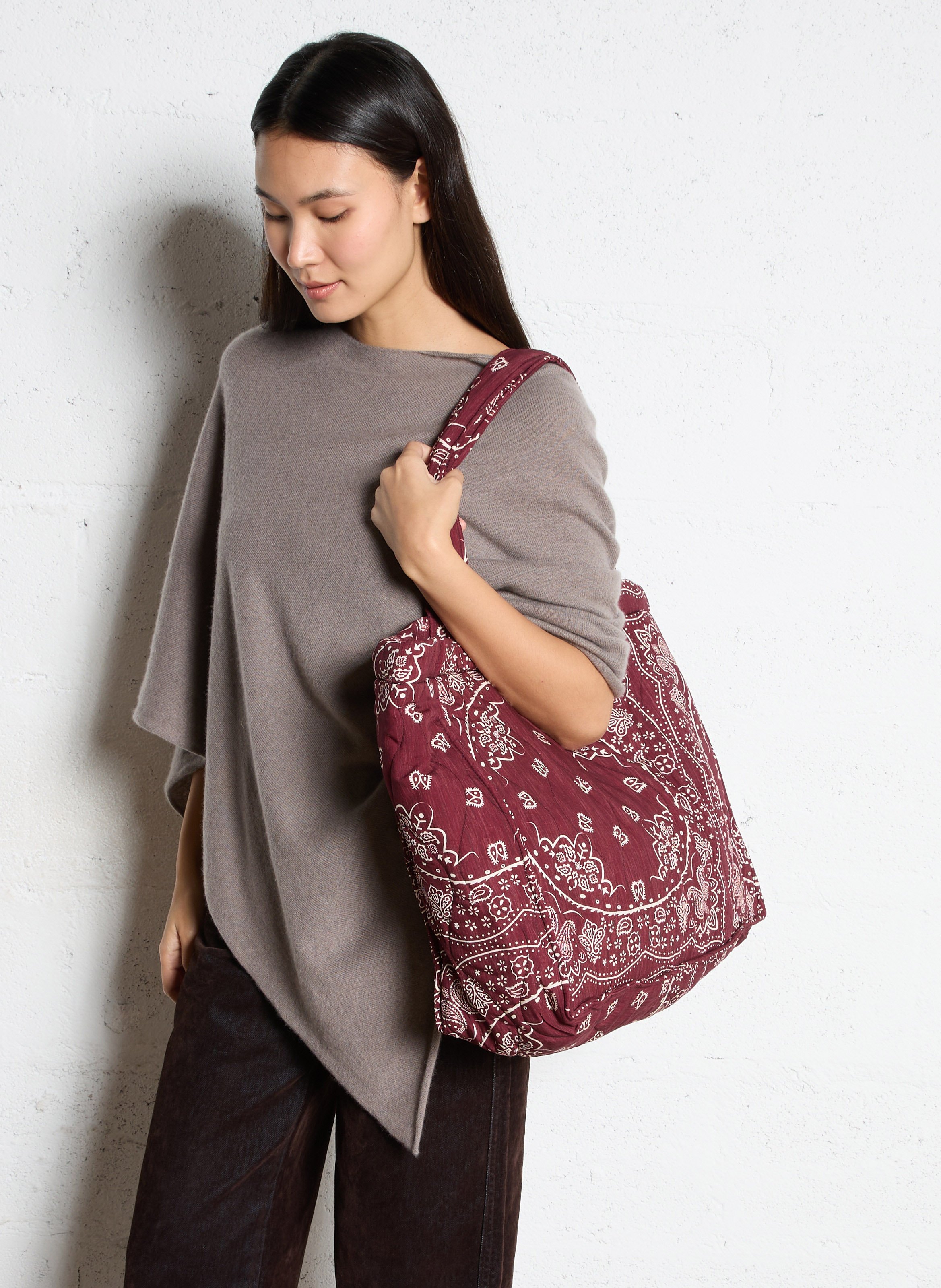 Gepolsterte Tragetasche mit Muster AOKYANOS Rot