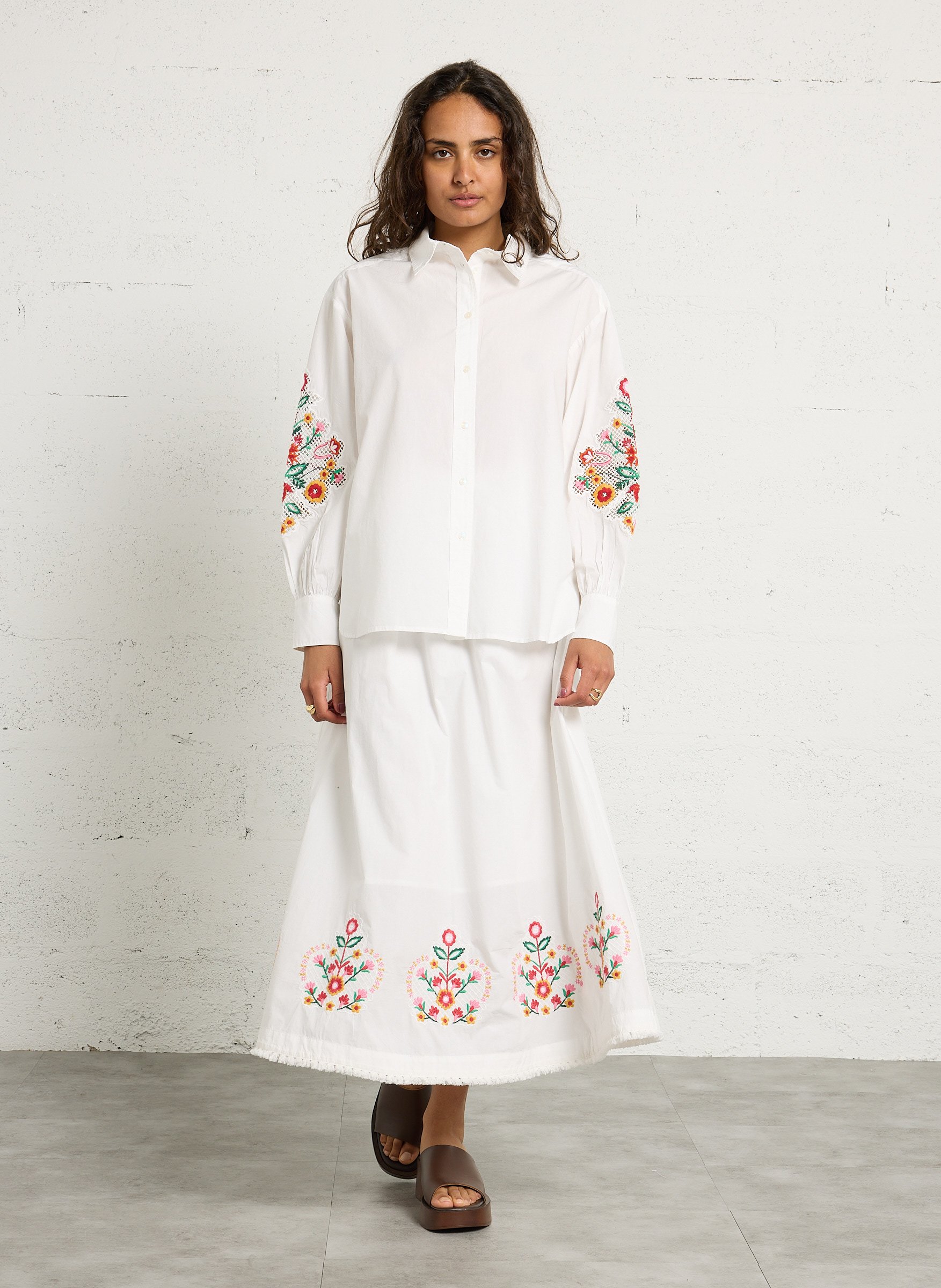 Chemise ample manches brodées en coton bio LOUISE MISHA Blanc