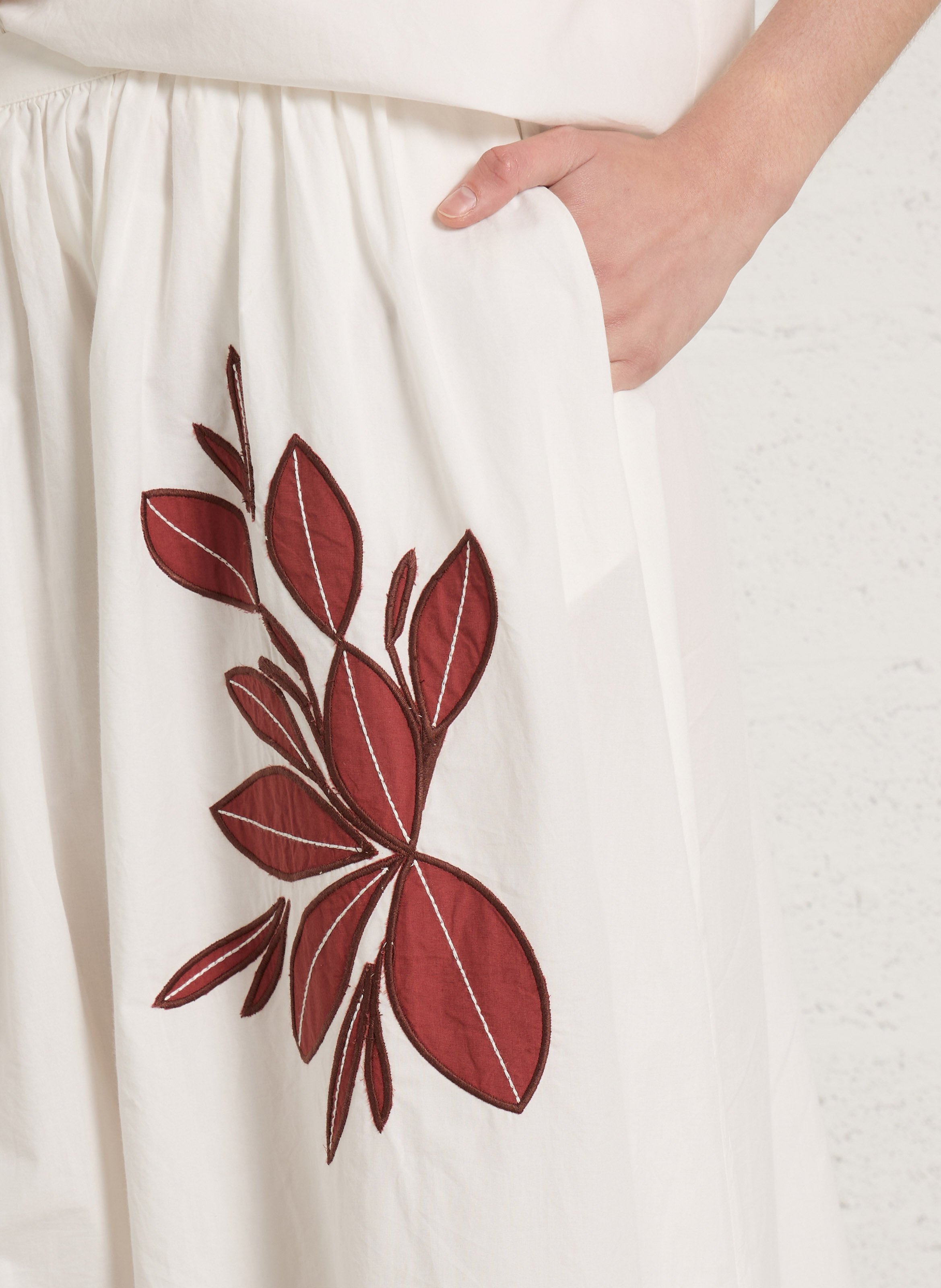 Jupe longe évasée brodée en coton DIEGA Rouge