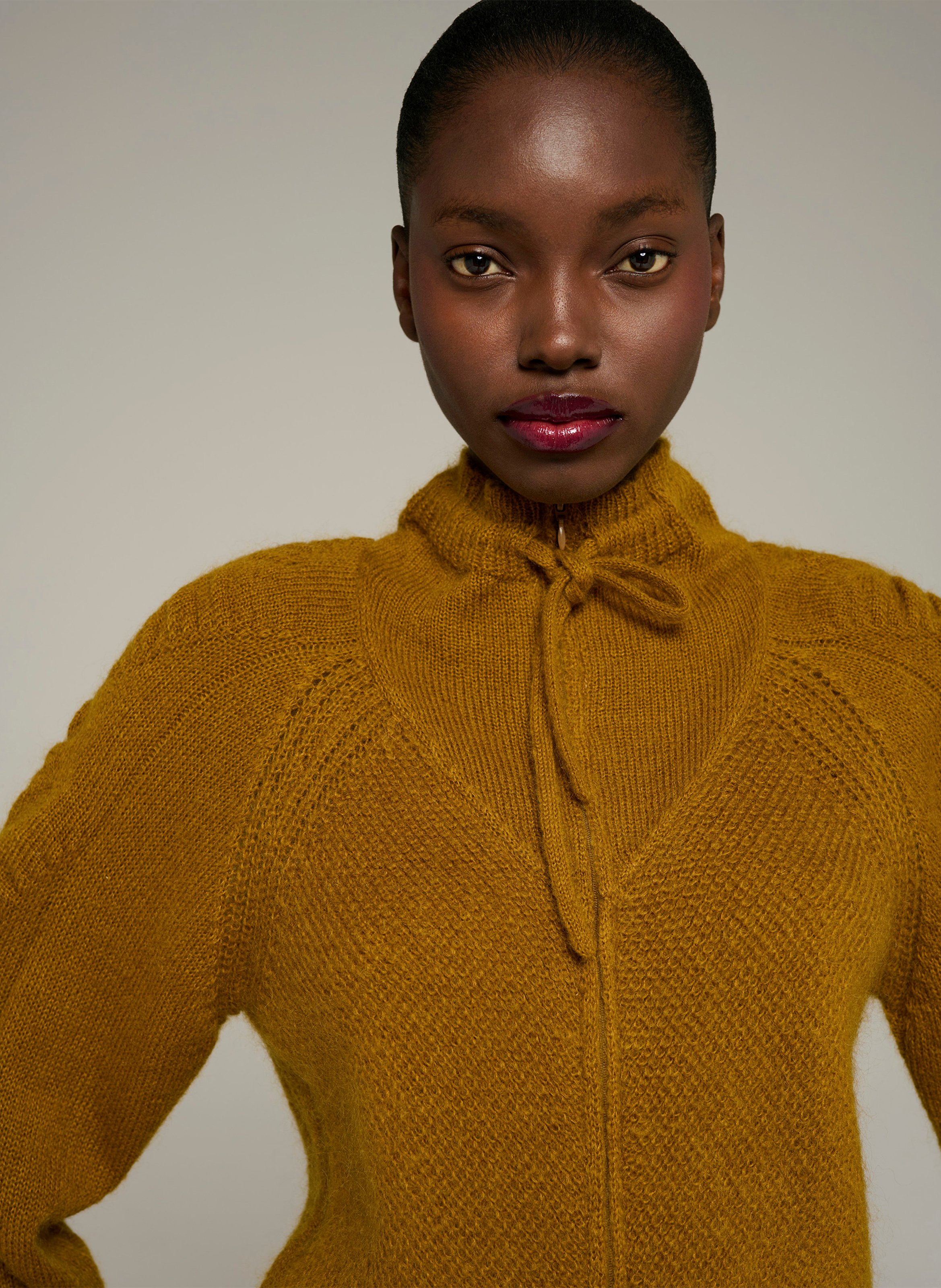 Gerade geschnittene Strickjacke mit Reißverschluss aus Wollmischung COTELAC Braun