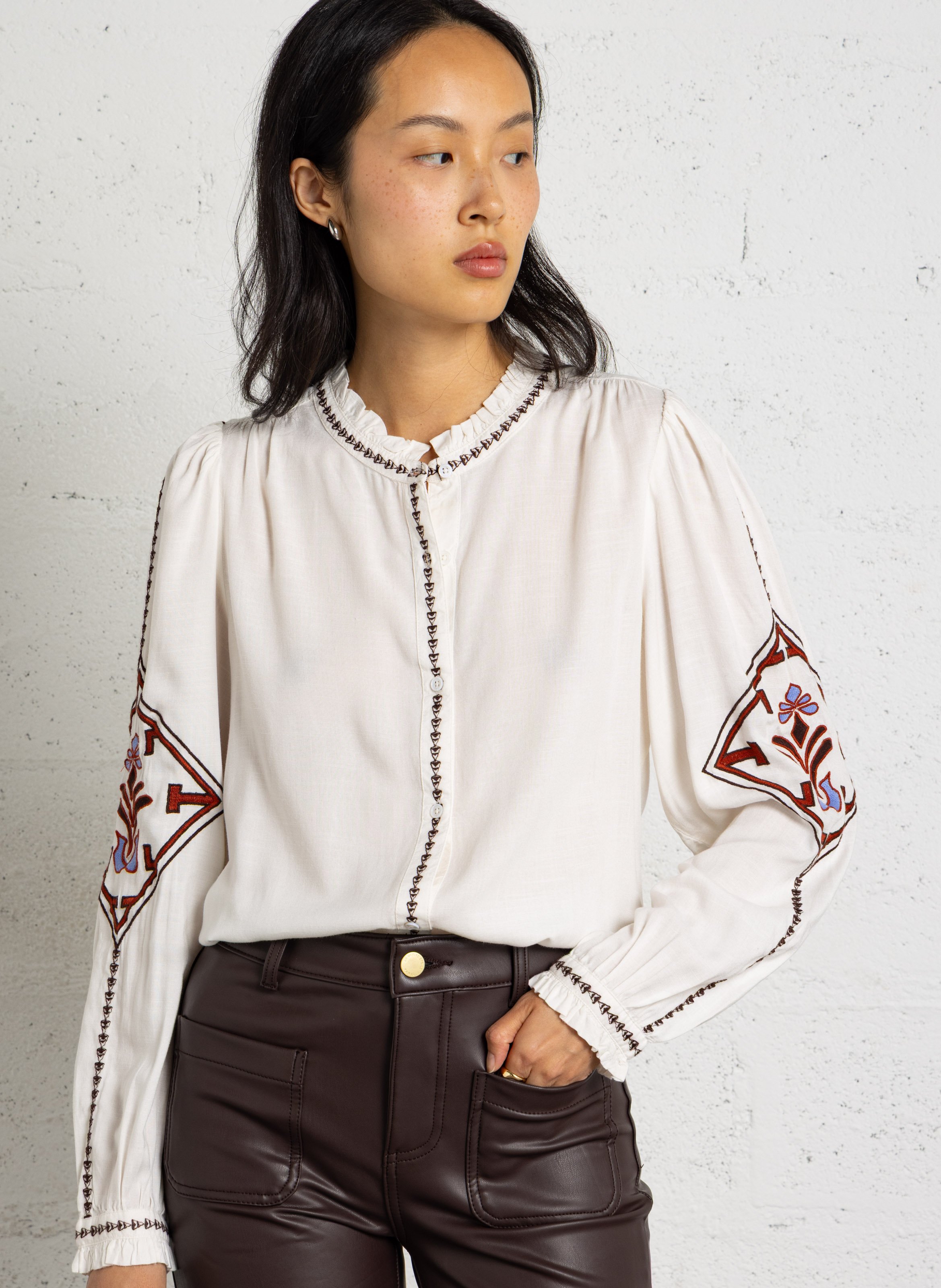 Blouse droite à broderies LA PETITE ETOILE