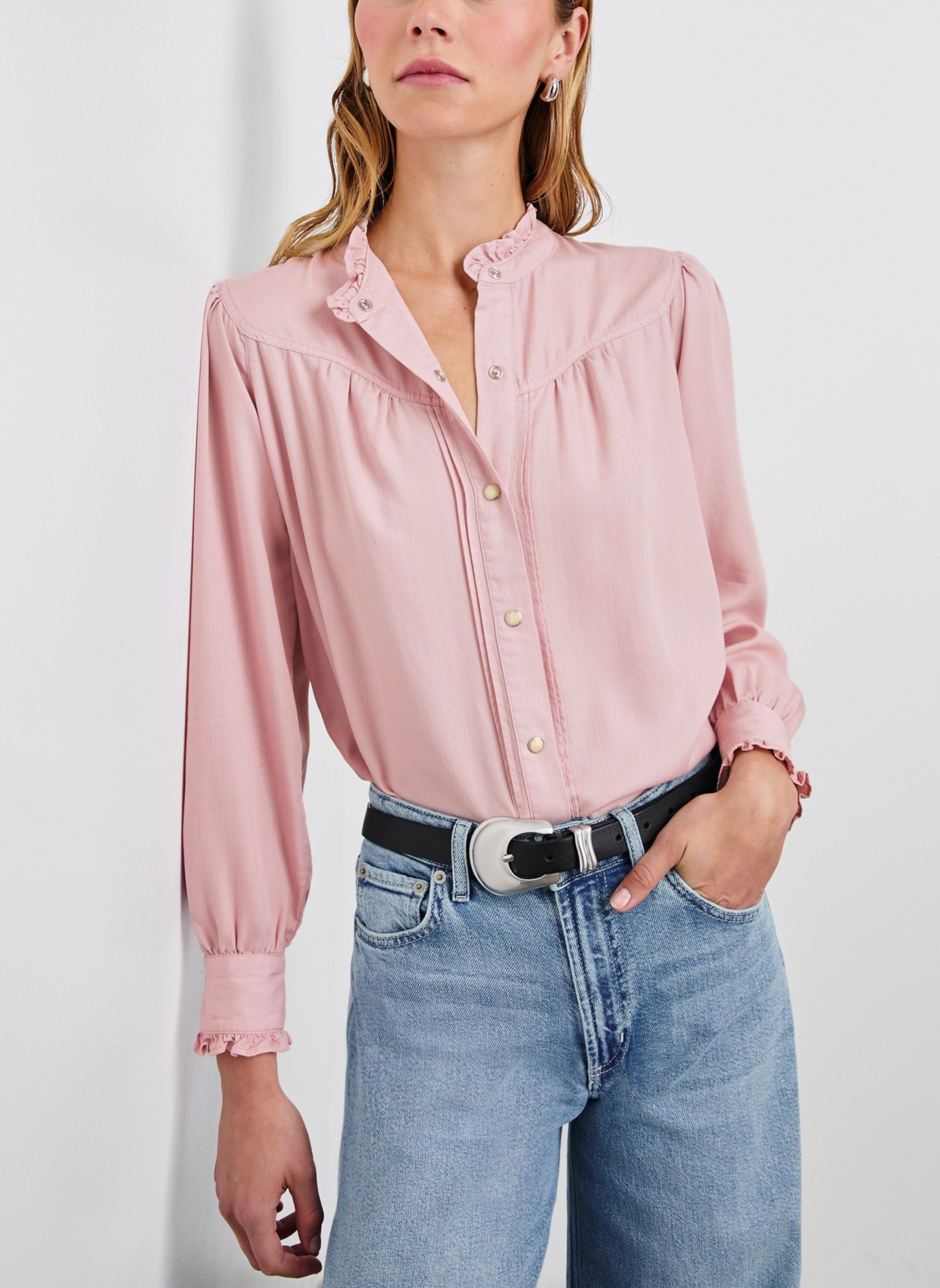 Chemise col rond à volants RAILS Rose