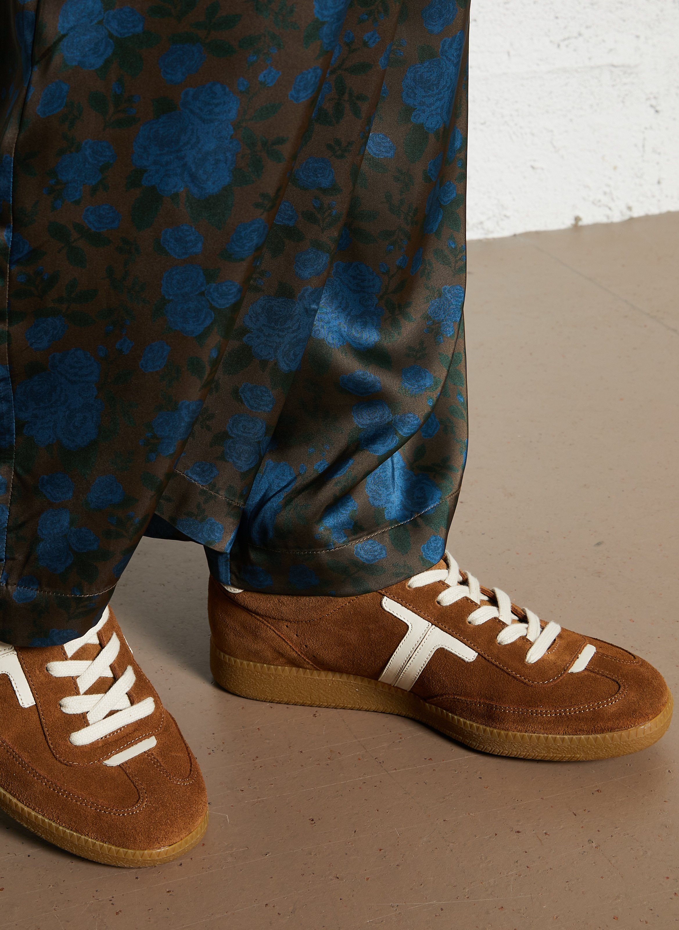 Lage sneakers van veloursleer MAISON TOUFET Beige