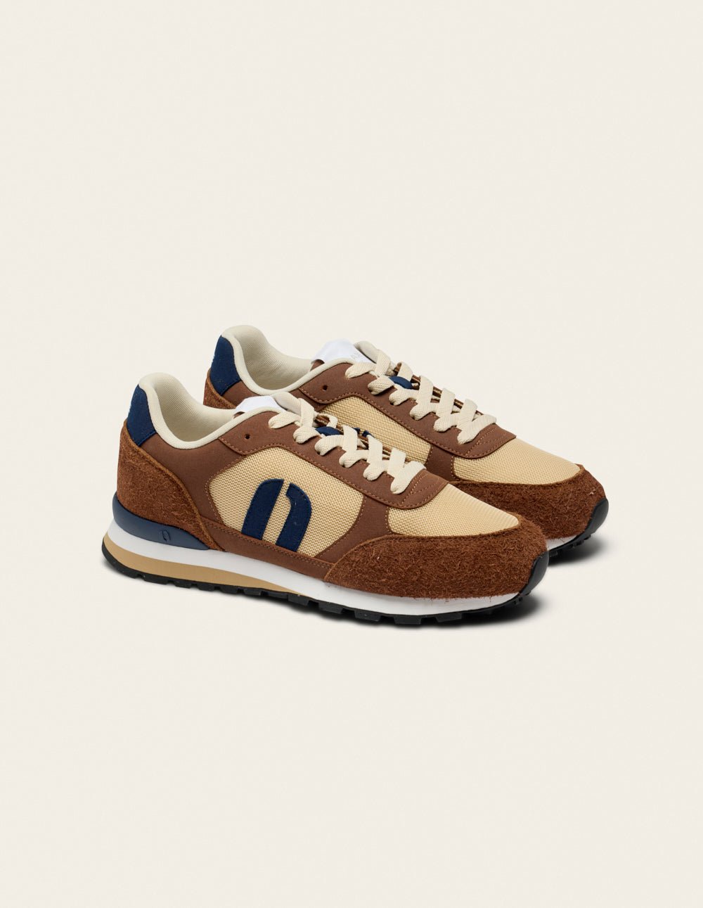 ASICS GEL PULSE 13 ODAJE EX. M.MOUSTACHE Brown