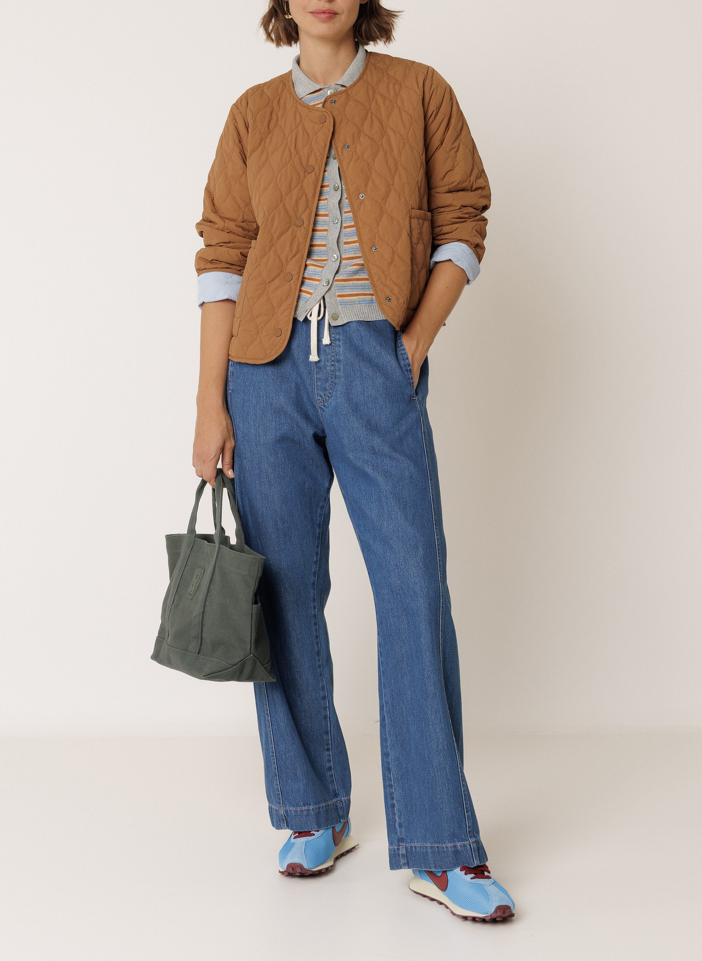 Gepolsterte gerade Jacke mit Rundhalsausschnitt INDI & COLD Beige