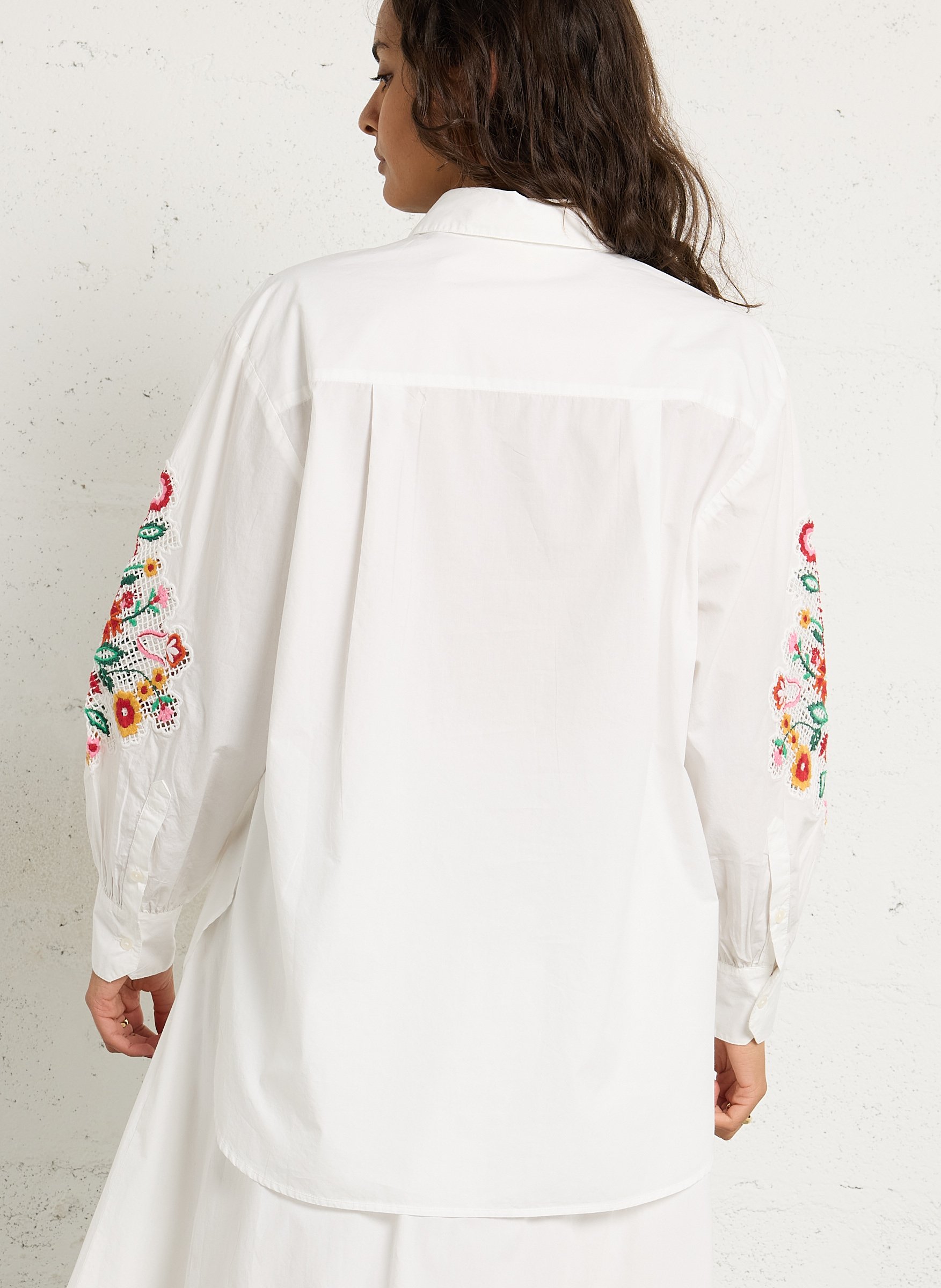 Chemise ample manches brodées en coton bio LOUISE MISHA Blanc