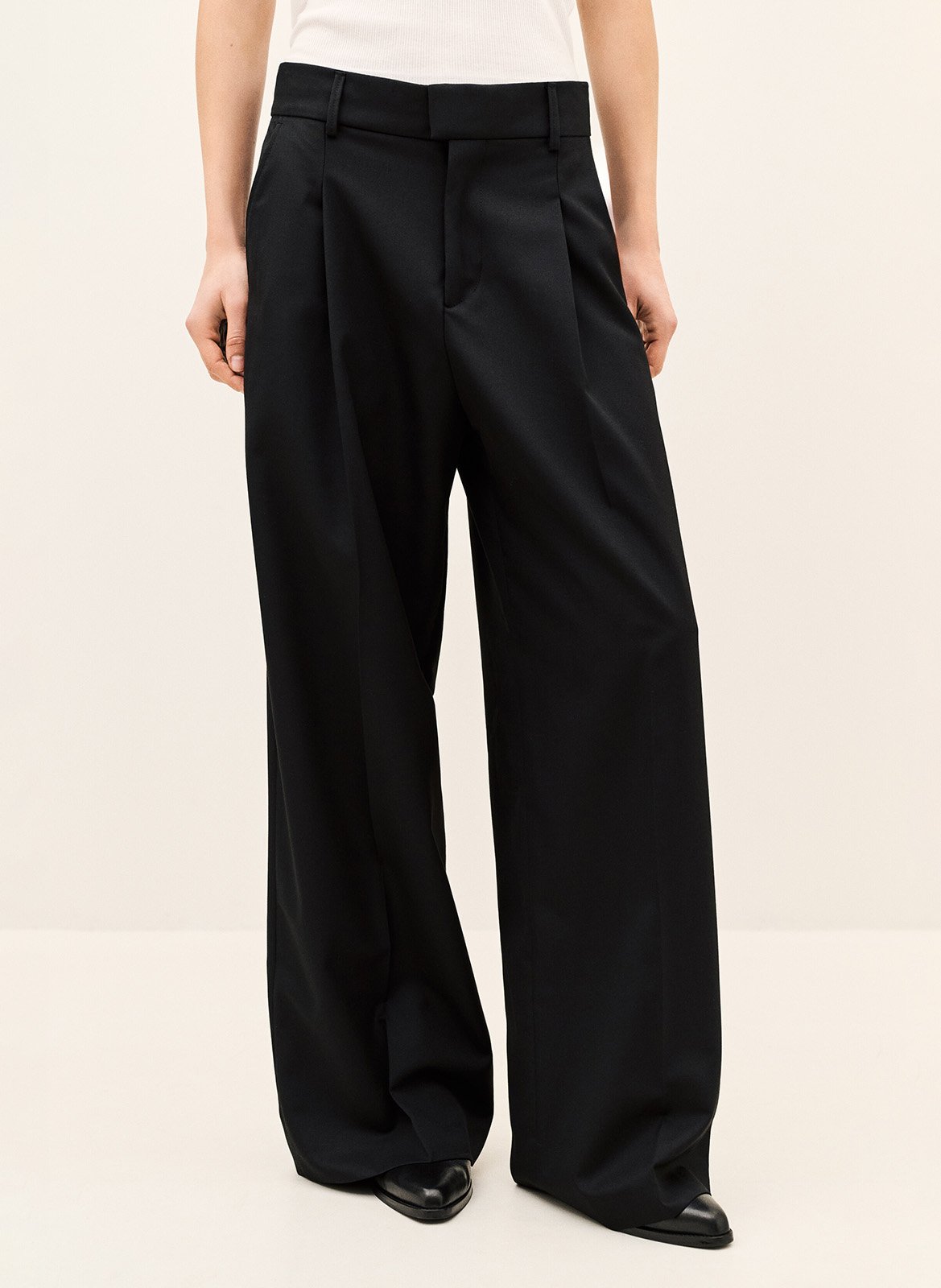 Plain straight pleated trousers BA&SH