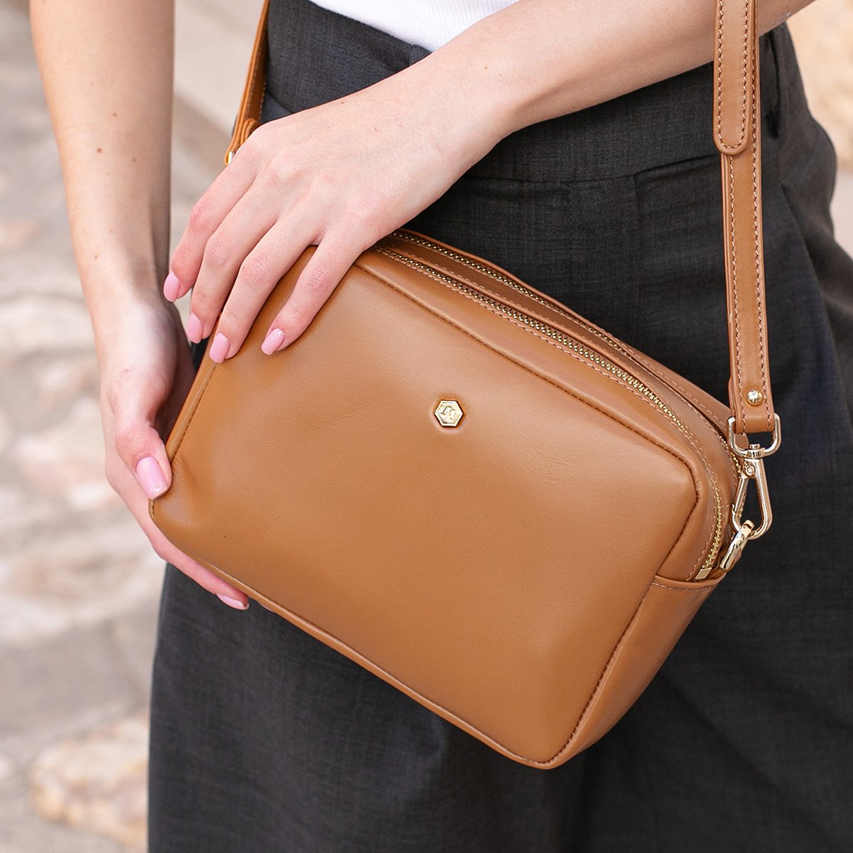 Sac en cuir lisse JULES & JENN Marron