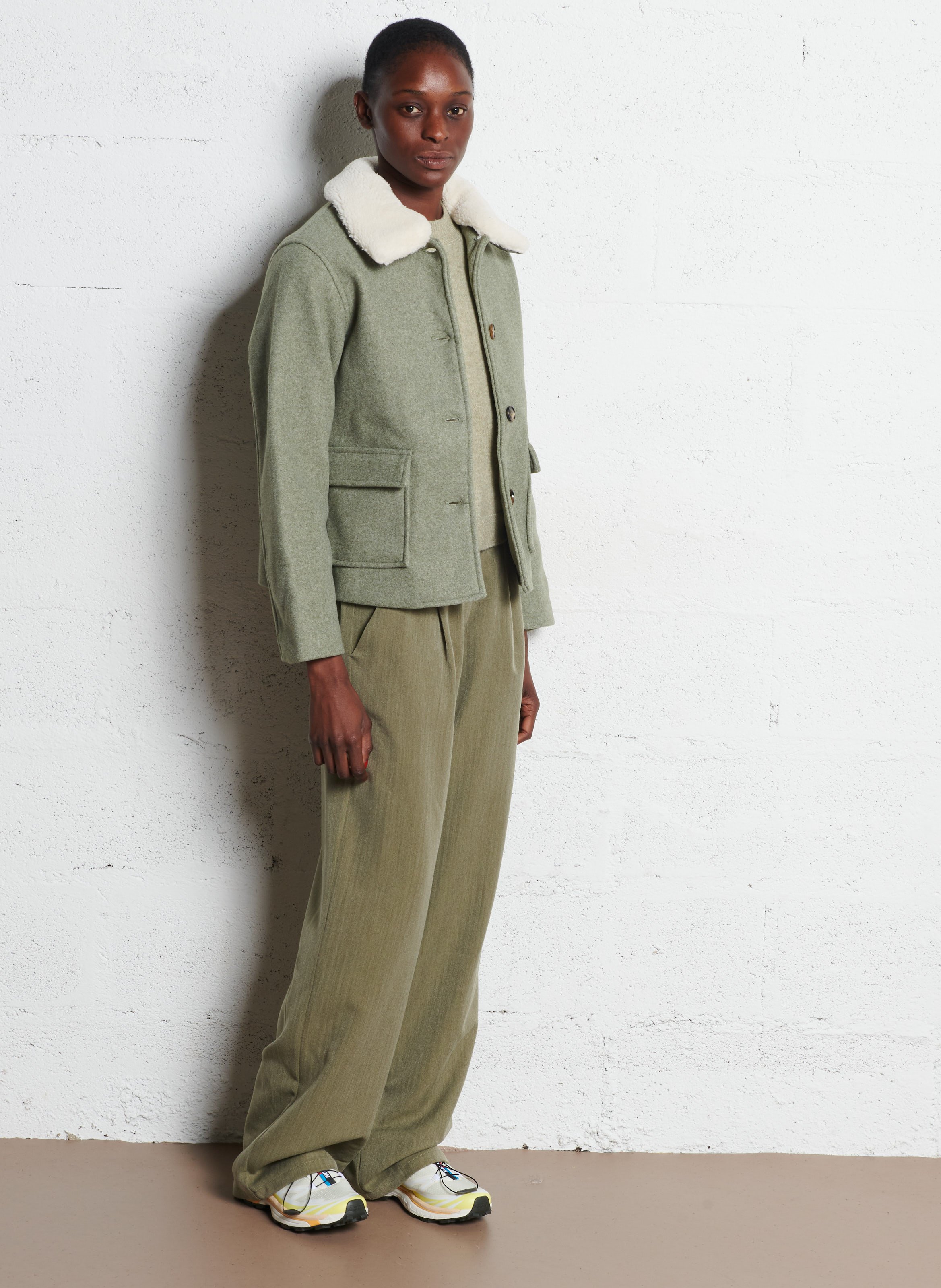 Short coat with houndstooth pattern shirt collar LA PETITE ETOILE Khaki