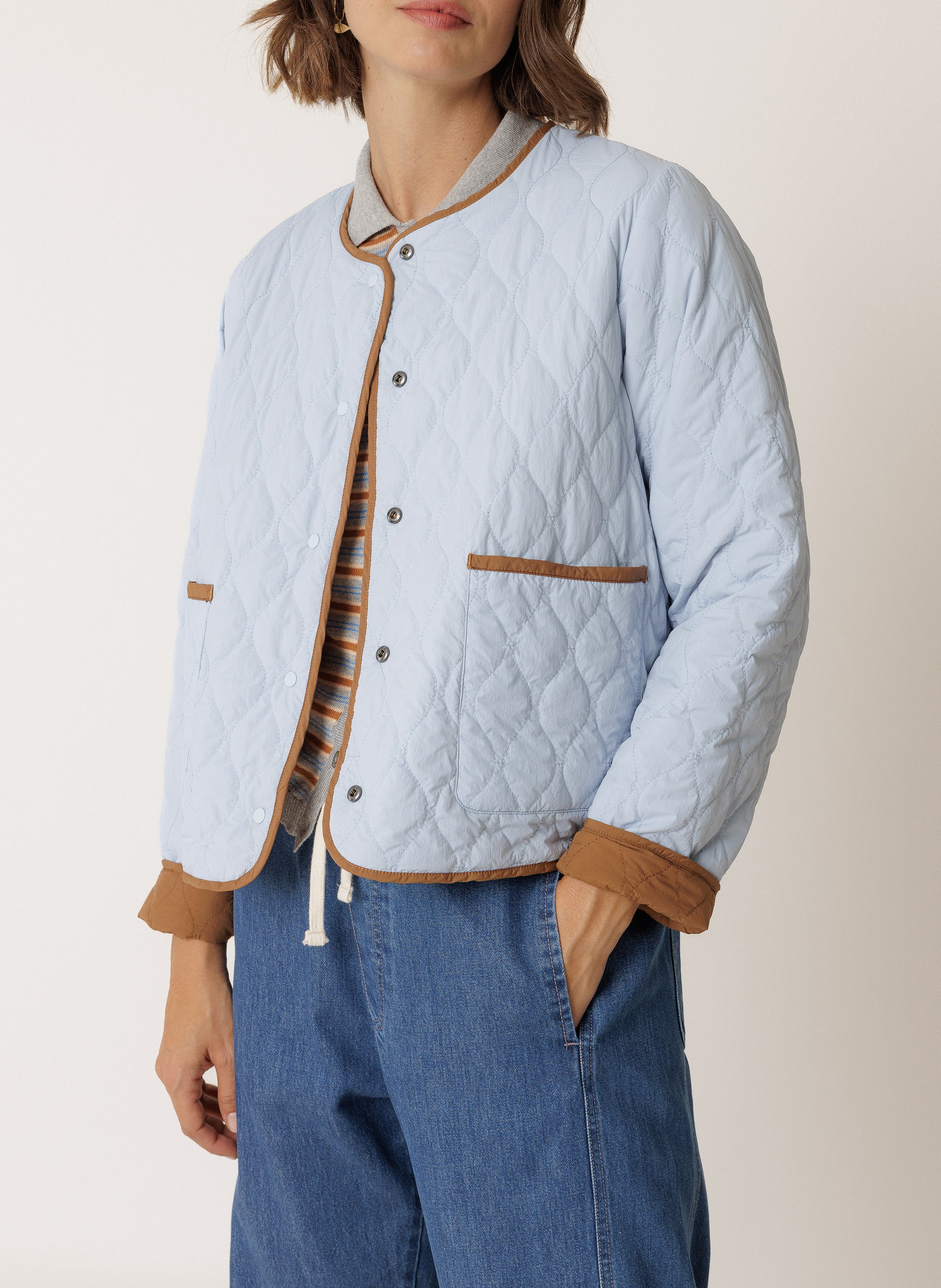 Gepolsterte gerade Jacke mit Rundhalsausschnitt INDI & COLD Beige