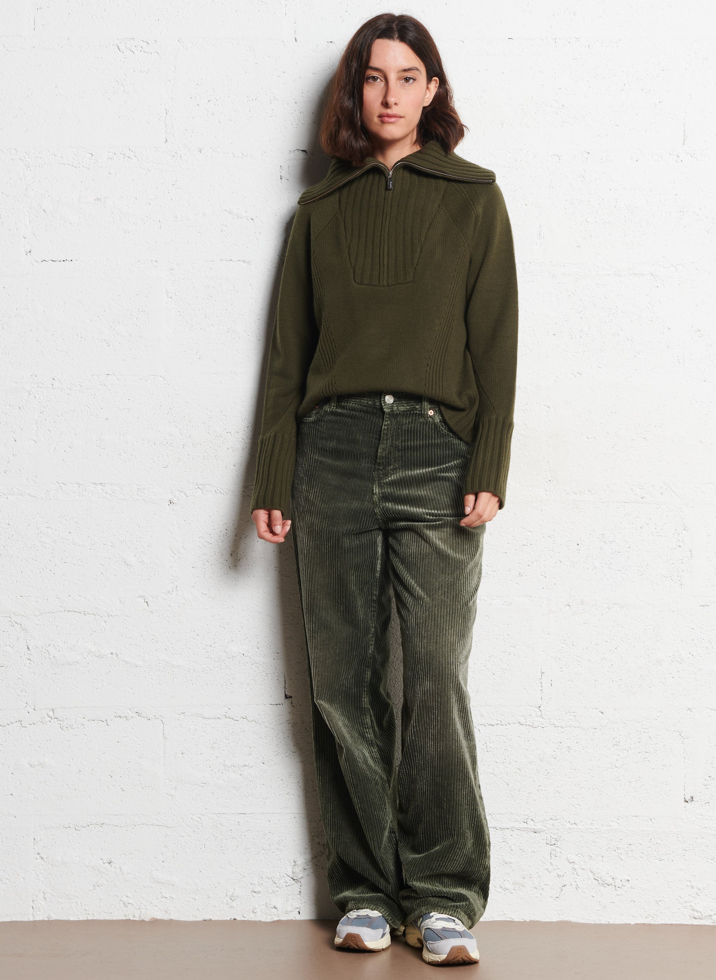 Pull droit col roulé en laine ajourée BERENICE Kaki