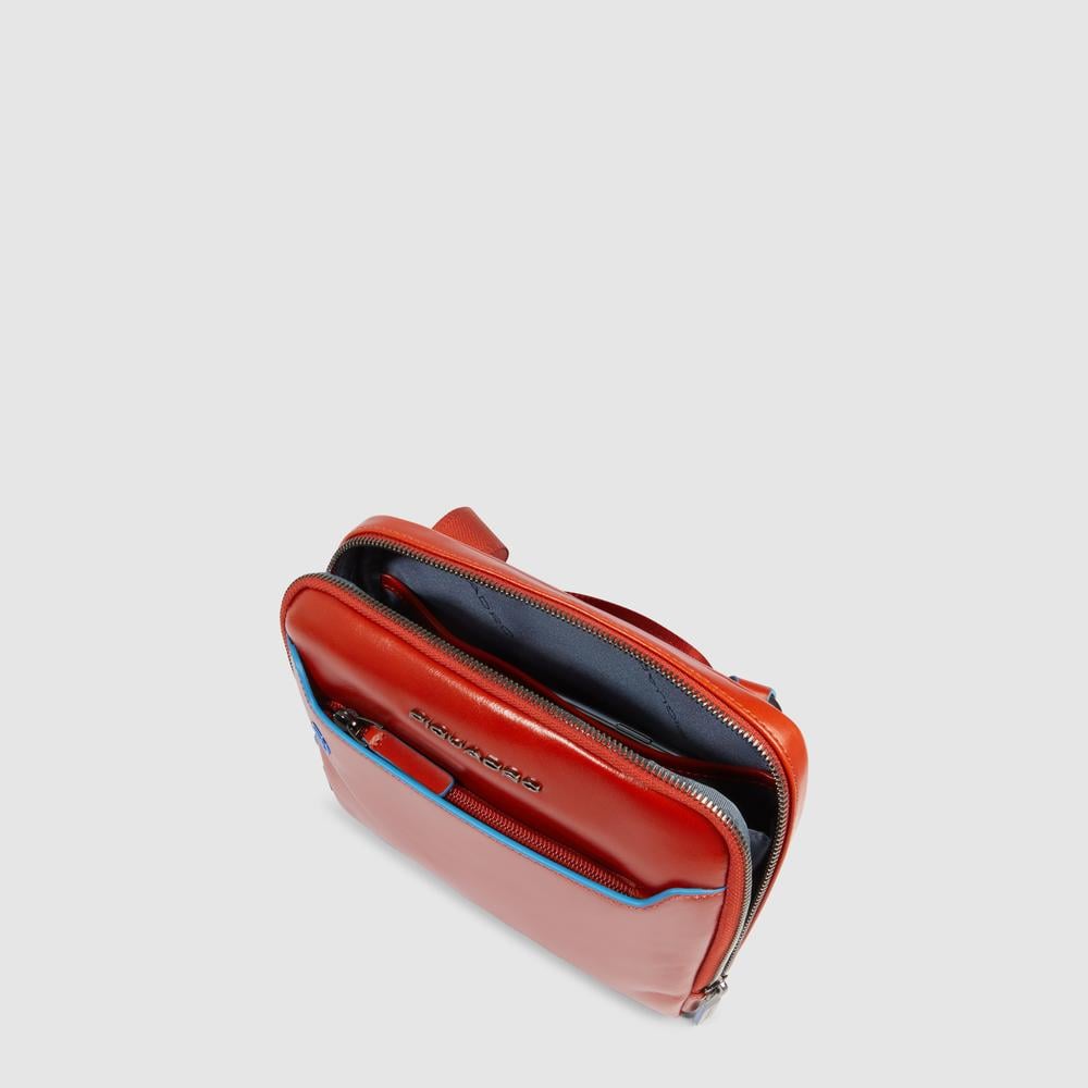 Men's leather crossbody bag with RFID protection PIQUADRO Brown