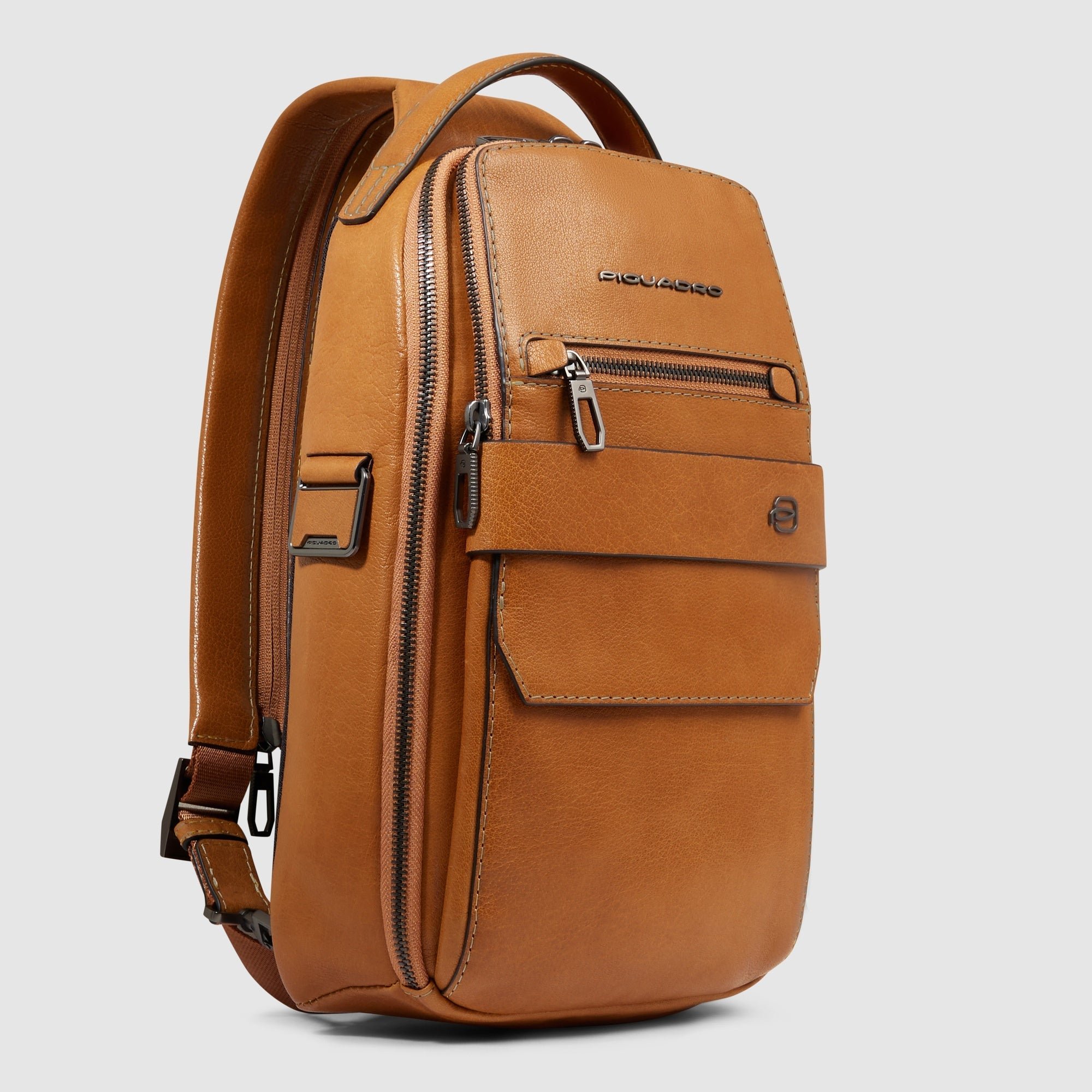 Convertible chest bag into backpack PIQUADRO Beige