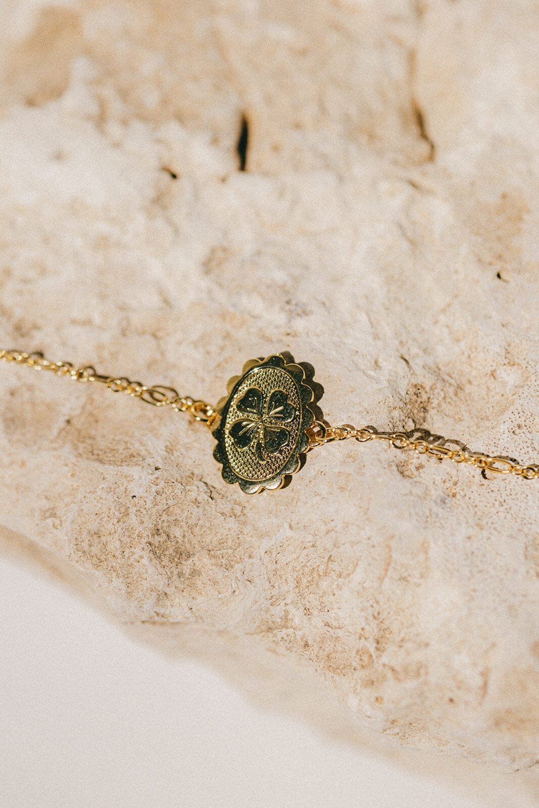 Gold-plated clover enamel bracelet Golden