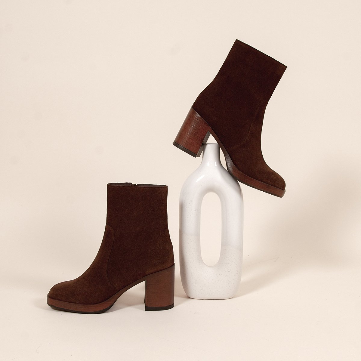 Suede leather platform ankle boots JULES & JENN Brown