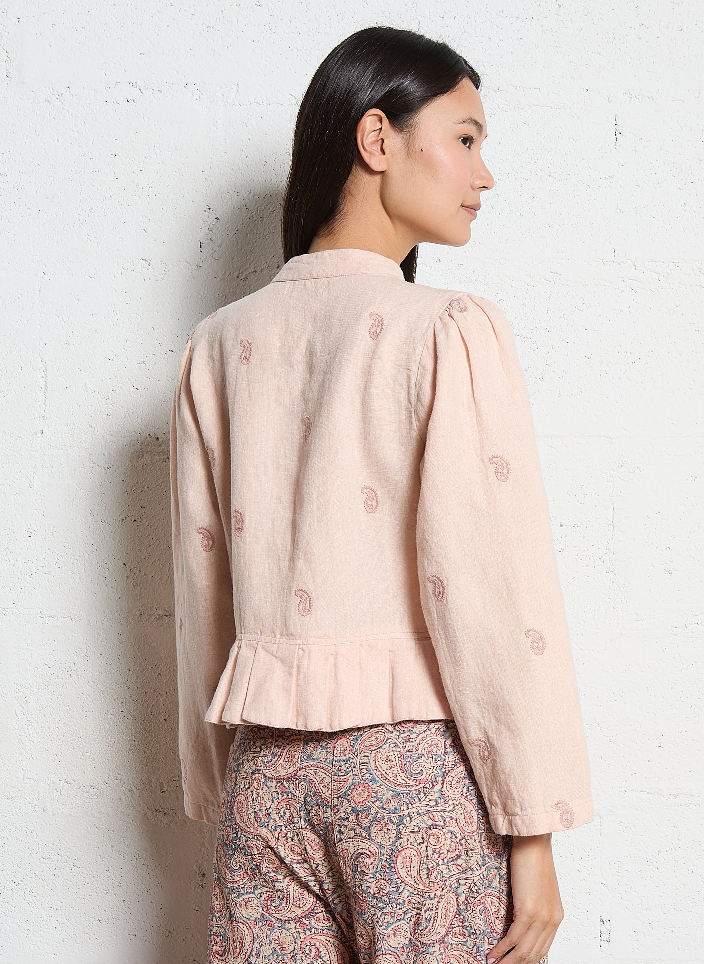 Kurze gerade Jacke mit Volants MAISON HOTEL Rosa