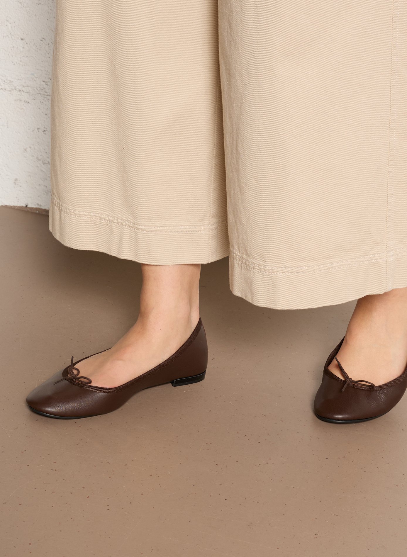 Wijde broek van katoen met hoge taille - Look 1