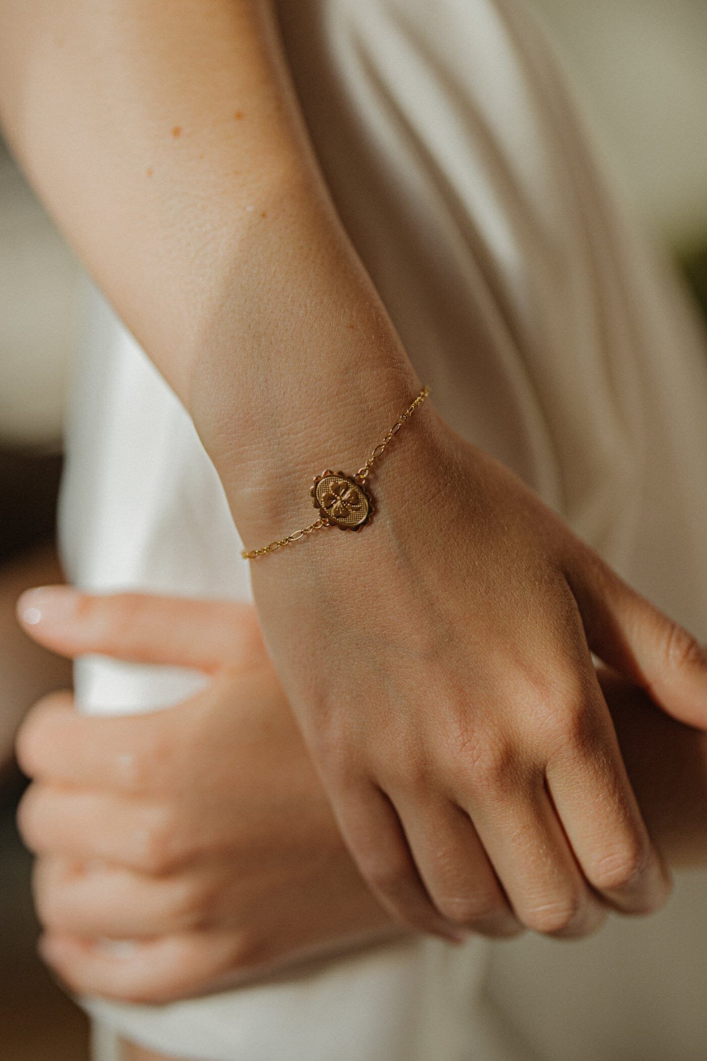 Gold-plated clover enamel bracelet Golden