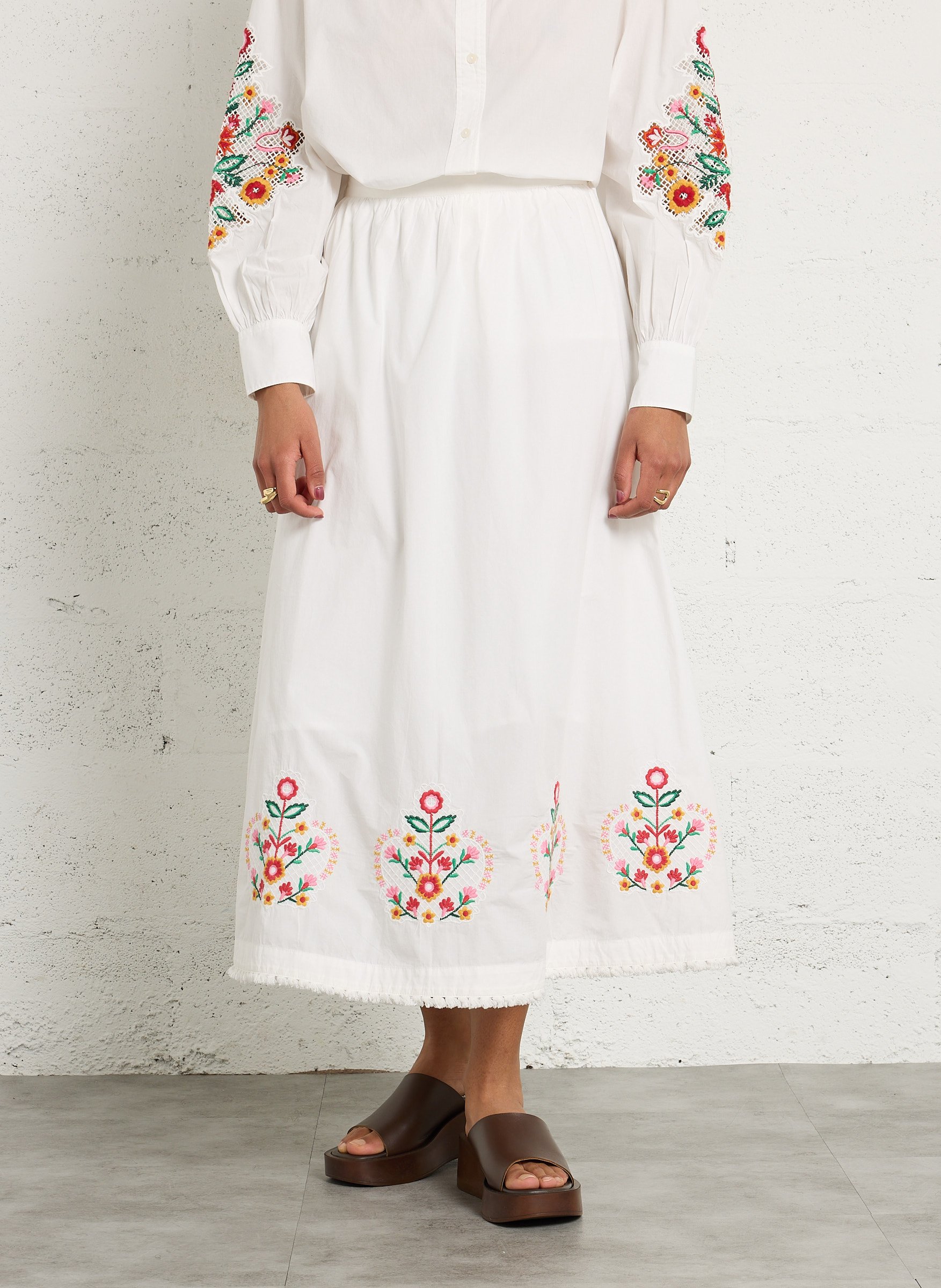 Jupe longue évasée brodée LOUISE MISHA Blanc