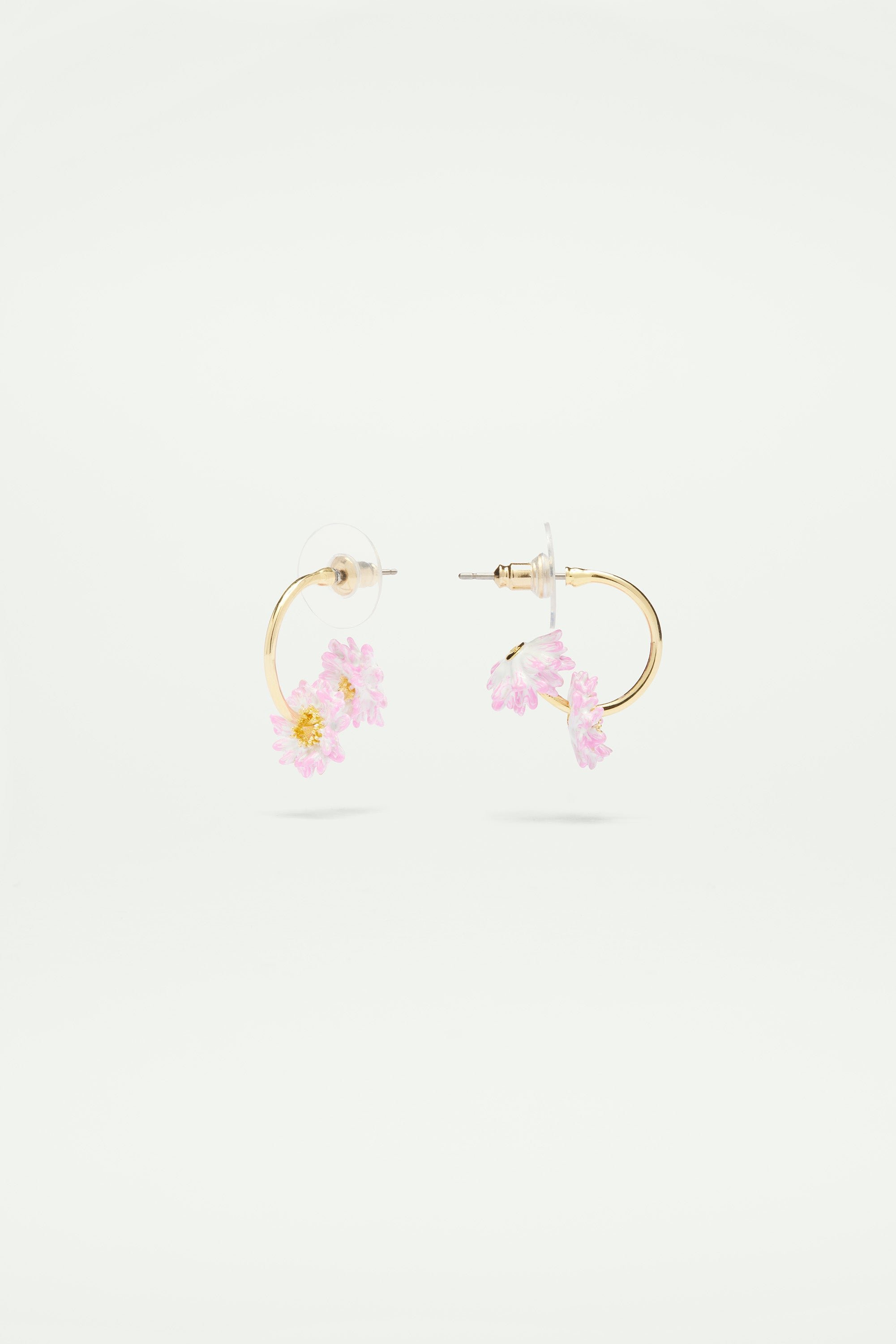 Earrings with hoop stems and daisies LES NEREIDES Pink