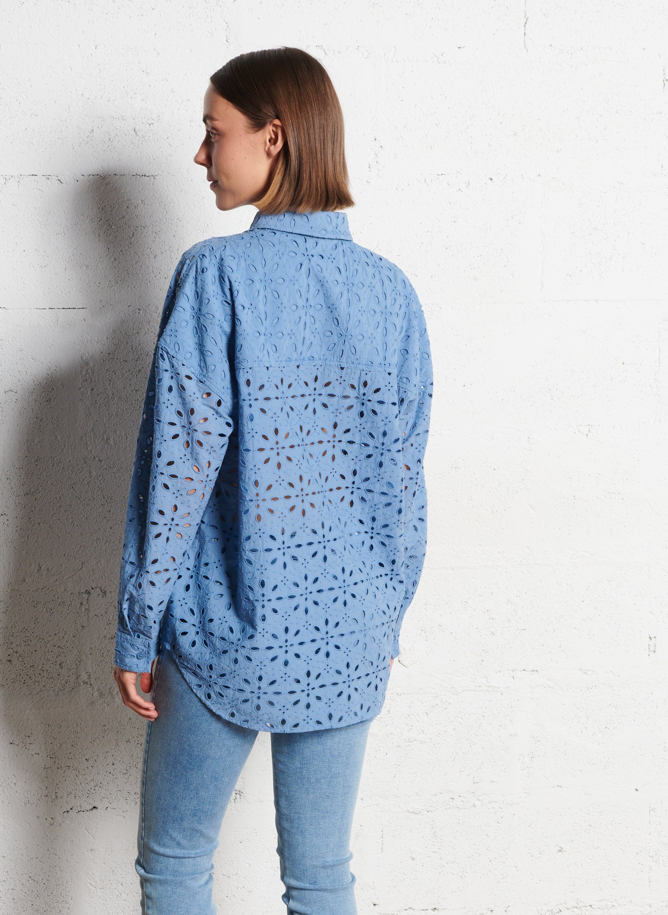 Oversize Hemd mit klassischem Kragen in Broderie Anglaise IKKS Blau