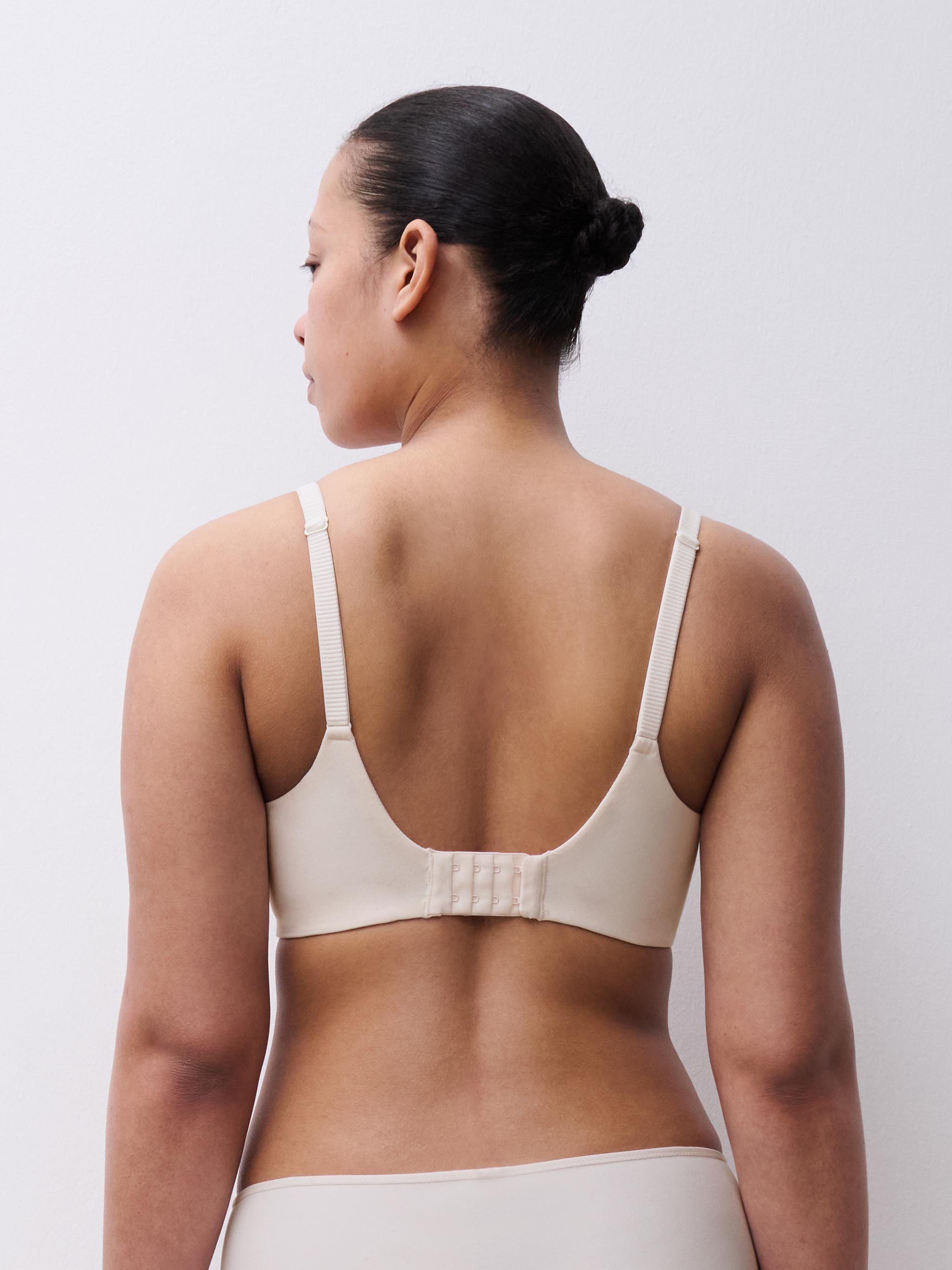 Full-cup bra CHANTELLE White