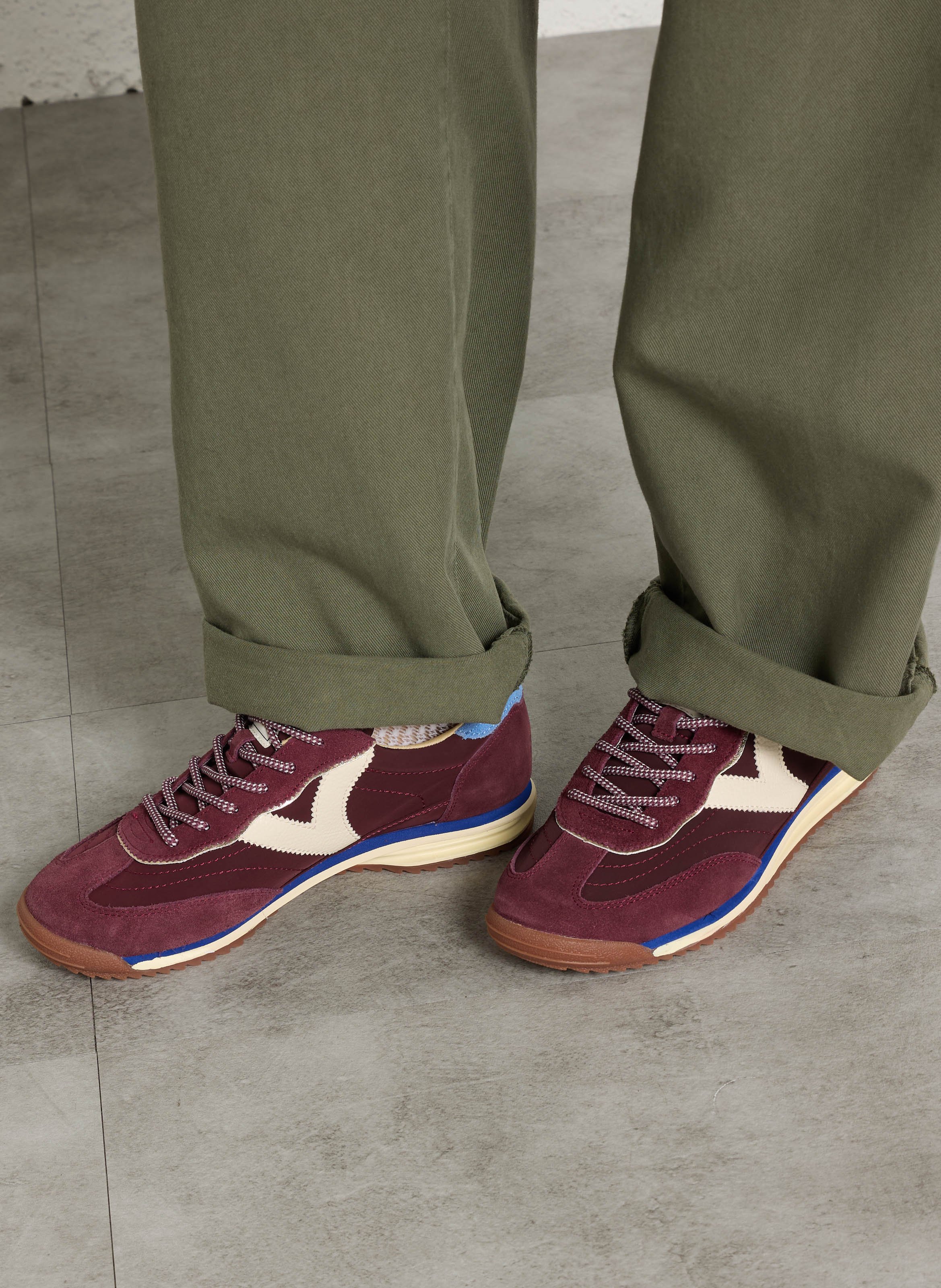 Niedrige Sneaker VICTORIA Braun