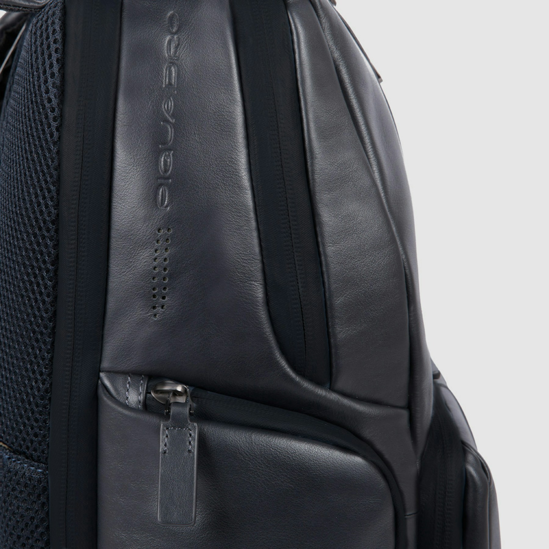 Austin backpack PIQUADRO Black
