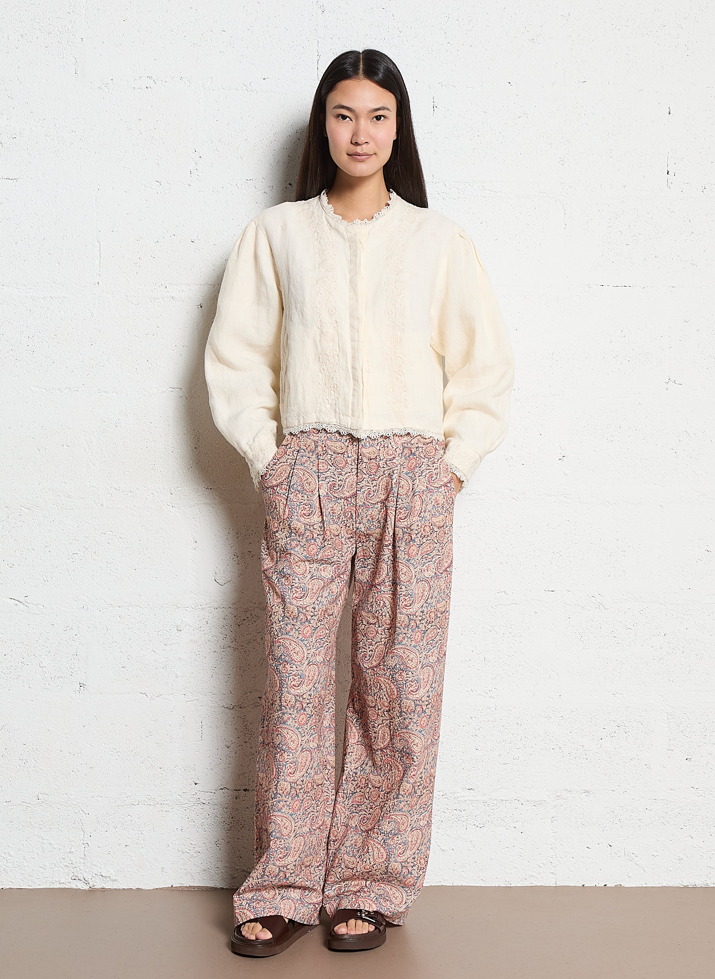 Rechte jas met knoopsluiting en borduurwerk MAISON HOTEL Beige