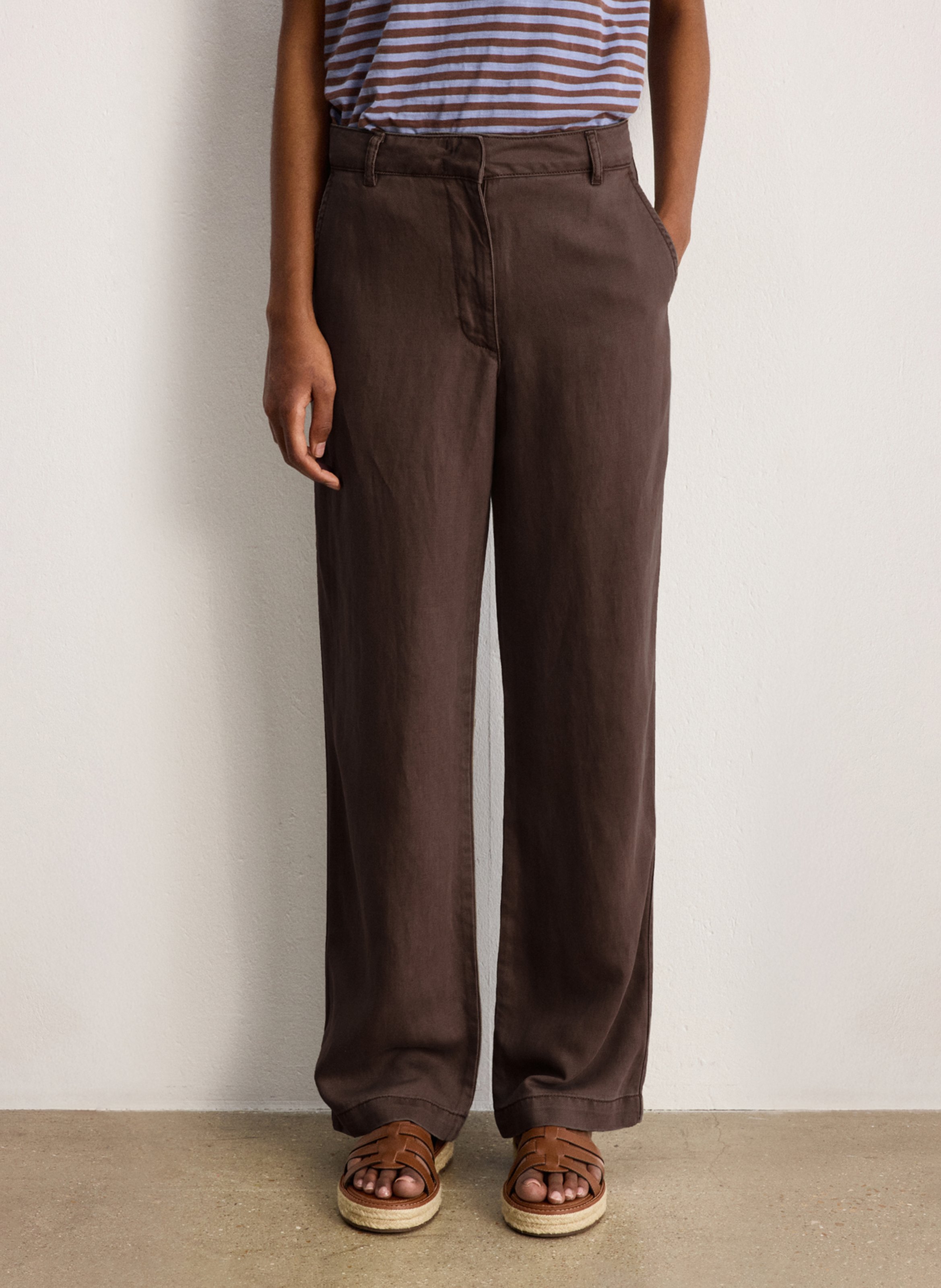 Gerade geschnittene Hose PABLO Braun