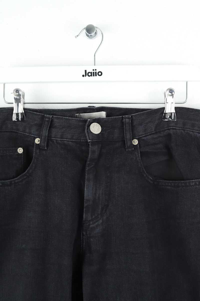 - Straight-leg jeans
- 5 pockets
- Straight cut
- Faded effect ISABEL MARANT - Seconde Main Black