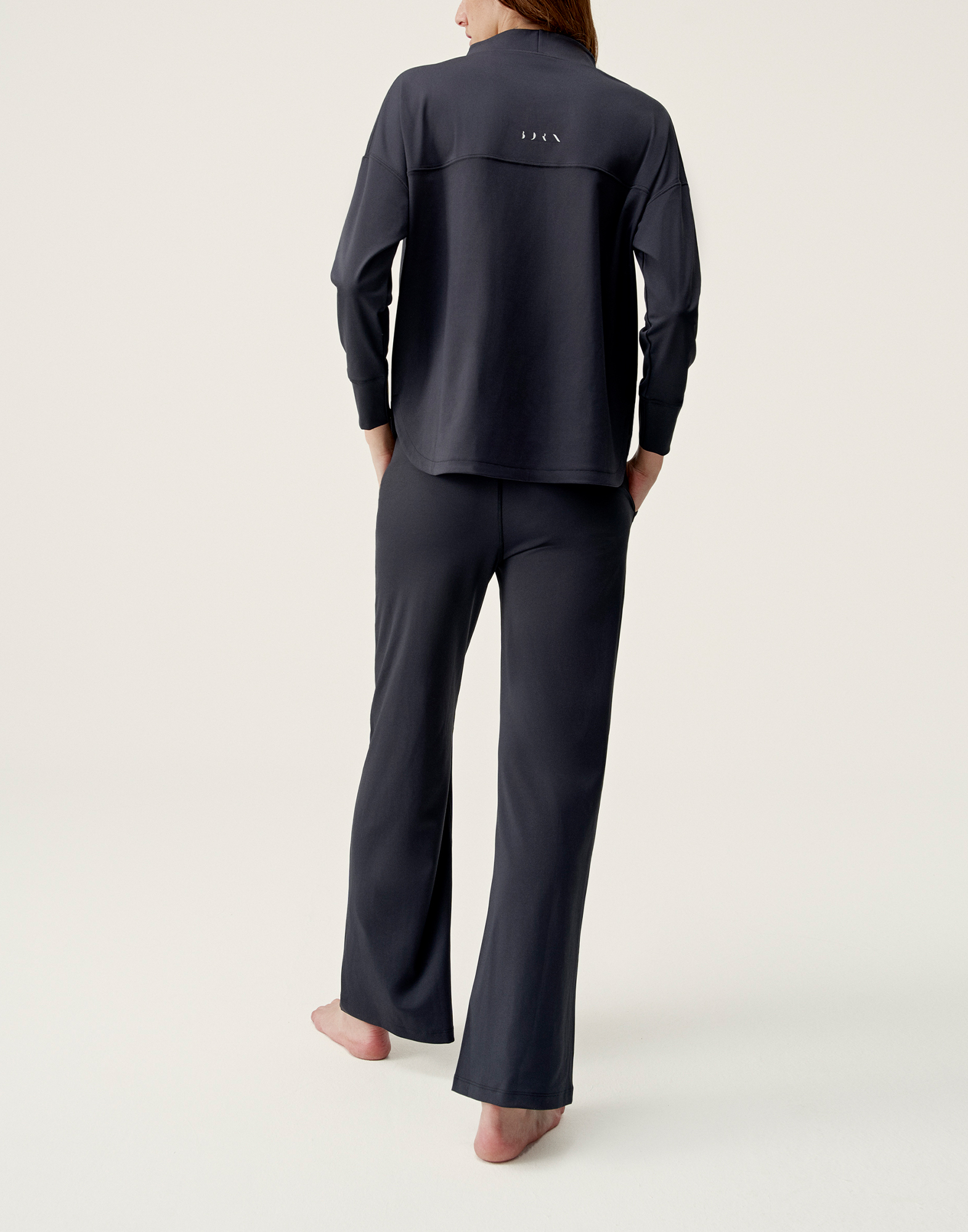 Performance athleisure sports pants BORN LIVING YOGA Black