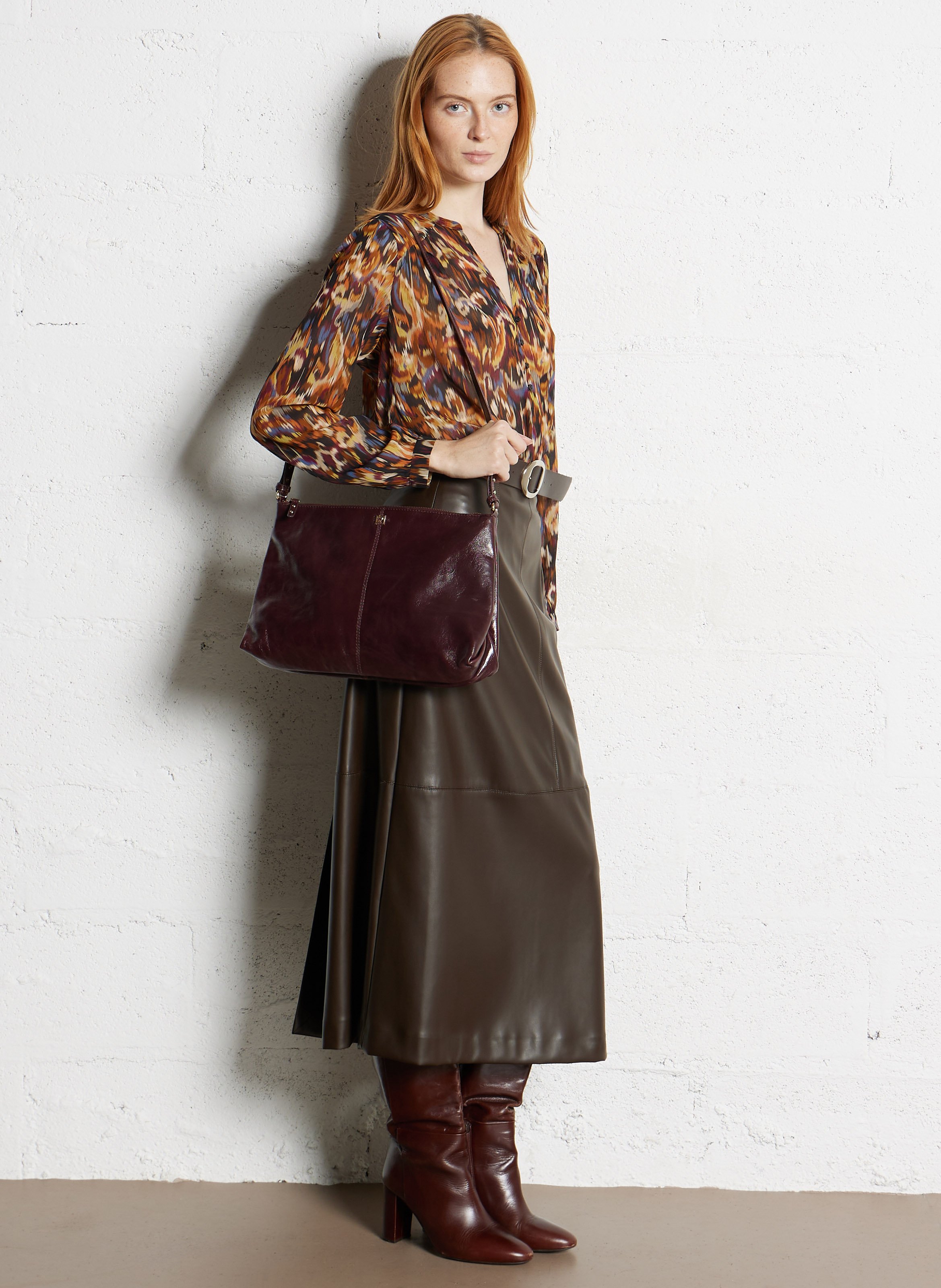 Geschnürte Beuteltasche aus strukturiertem Leder PETITE MENDIGOTE Violett