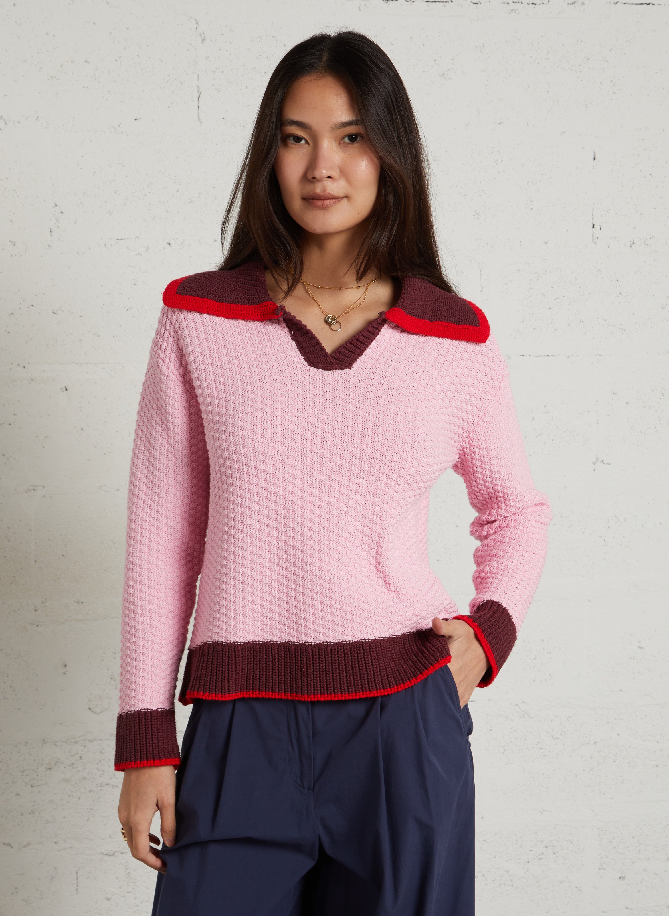 Gerade geschnittener Pullover aus Baumwoll-Mix mit V-Ausschnitt DR BLOOM Rosa