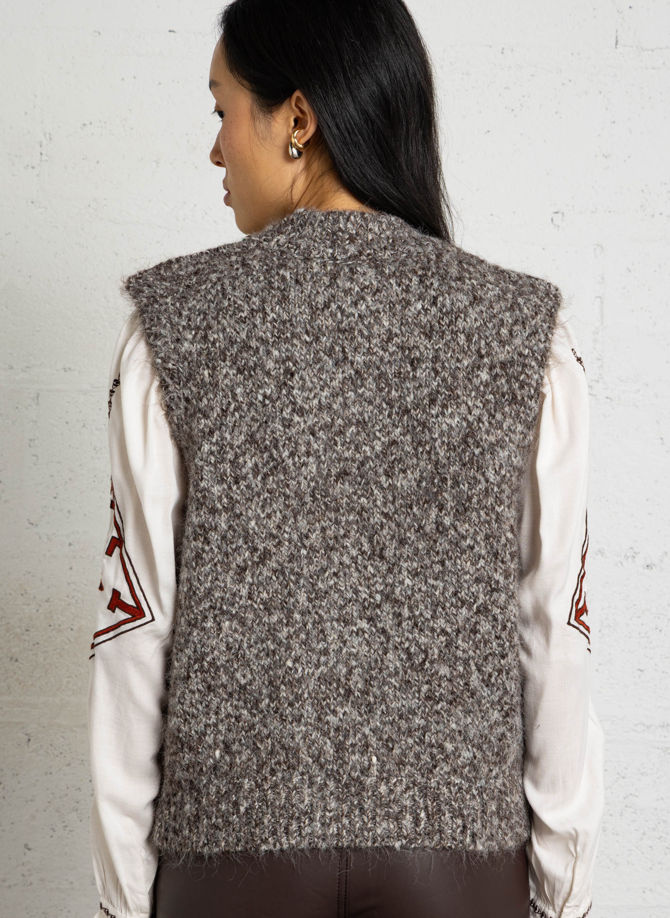 Pull droit sans manches en maille  LA PETITE ETOILE Marron