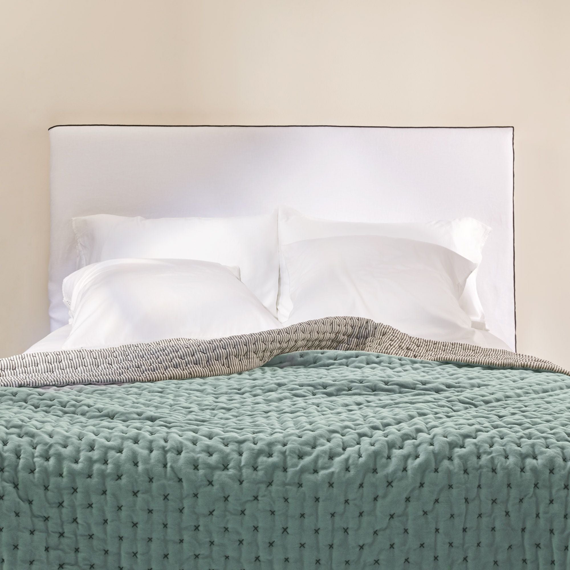 MALO - Quilted linen bedspread MADURA Green