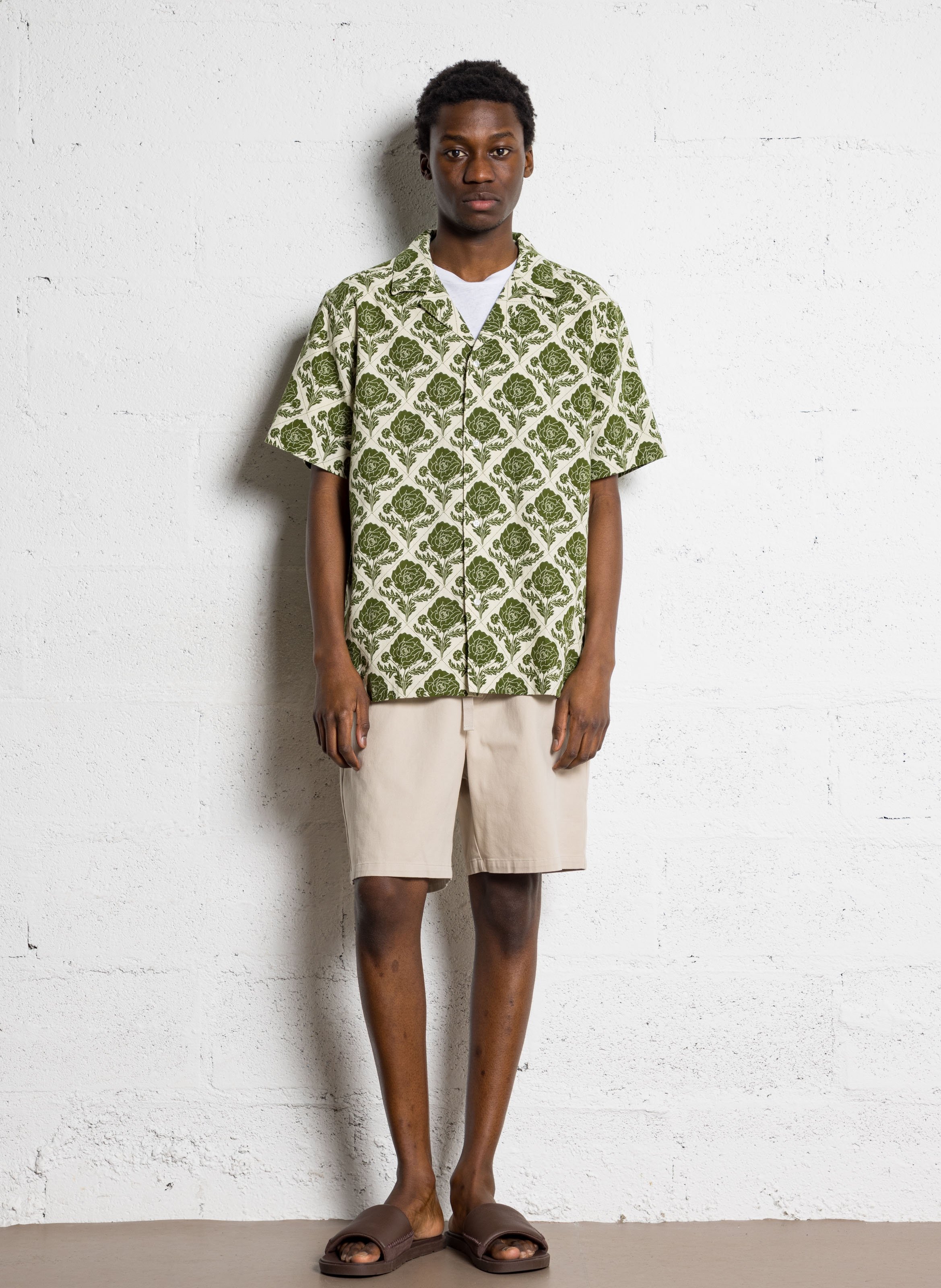 Gerade geschnittene Shorts aus Baumwoll-Mix Beige