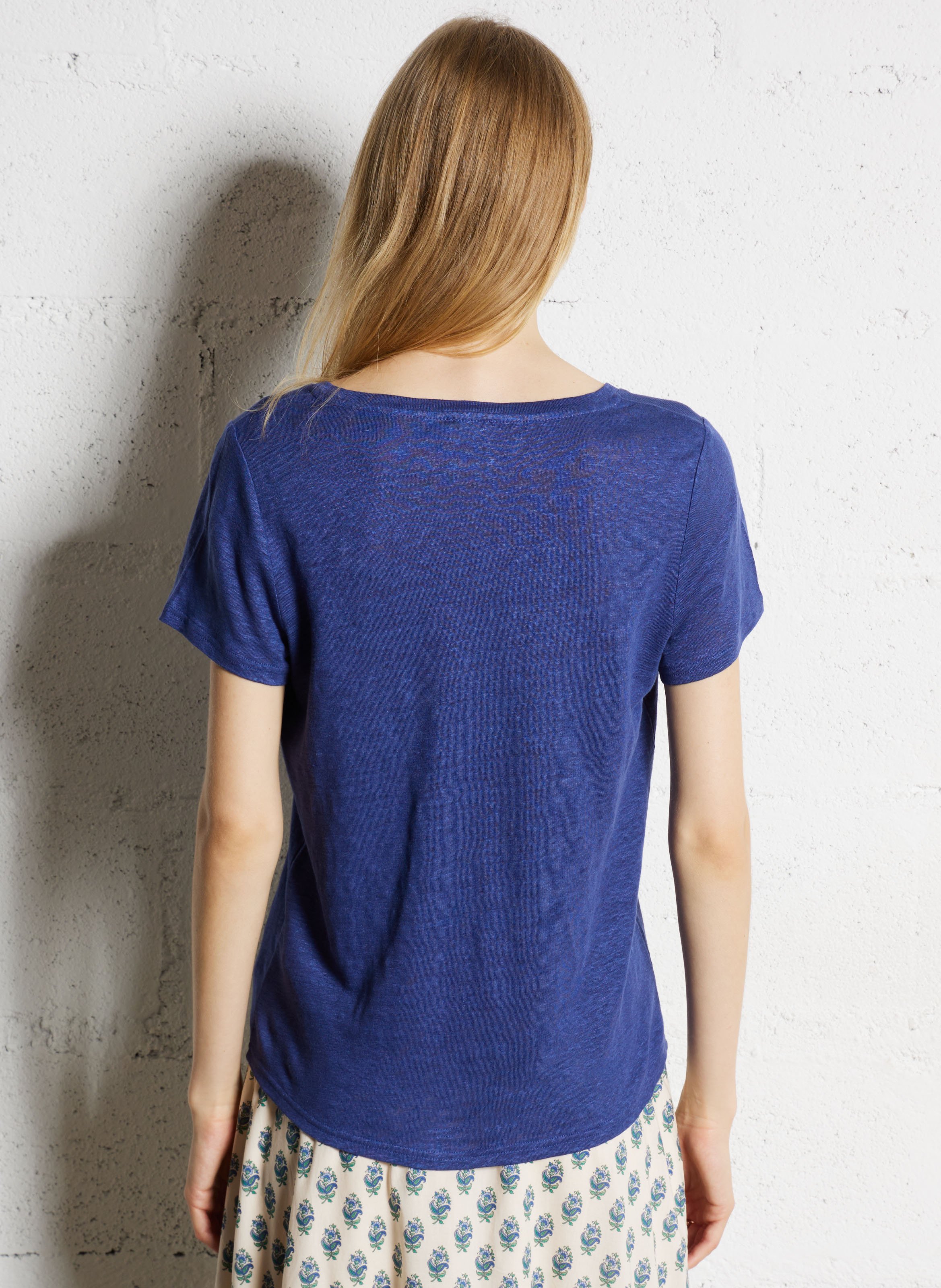 T-shirt Femme Col V Boutonné - Léger, Décontracté, Parfait Pour L’été Ou En Layering